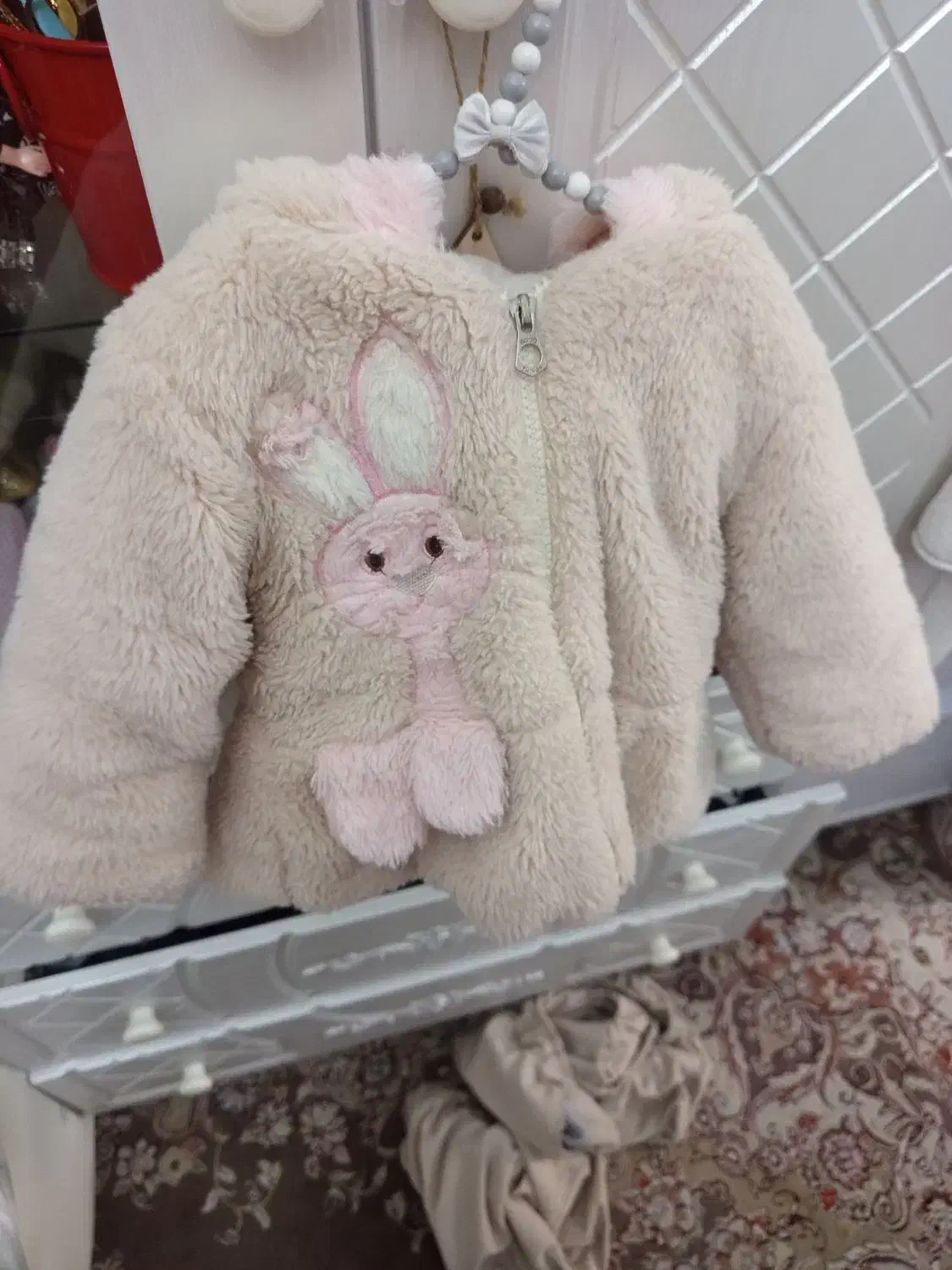 پالتو دخترانه شیک|کفش و لباس بچه|ری, شهادت|دیوار