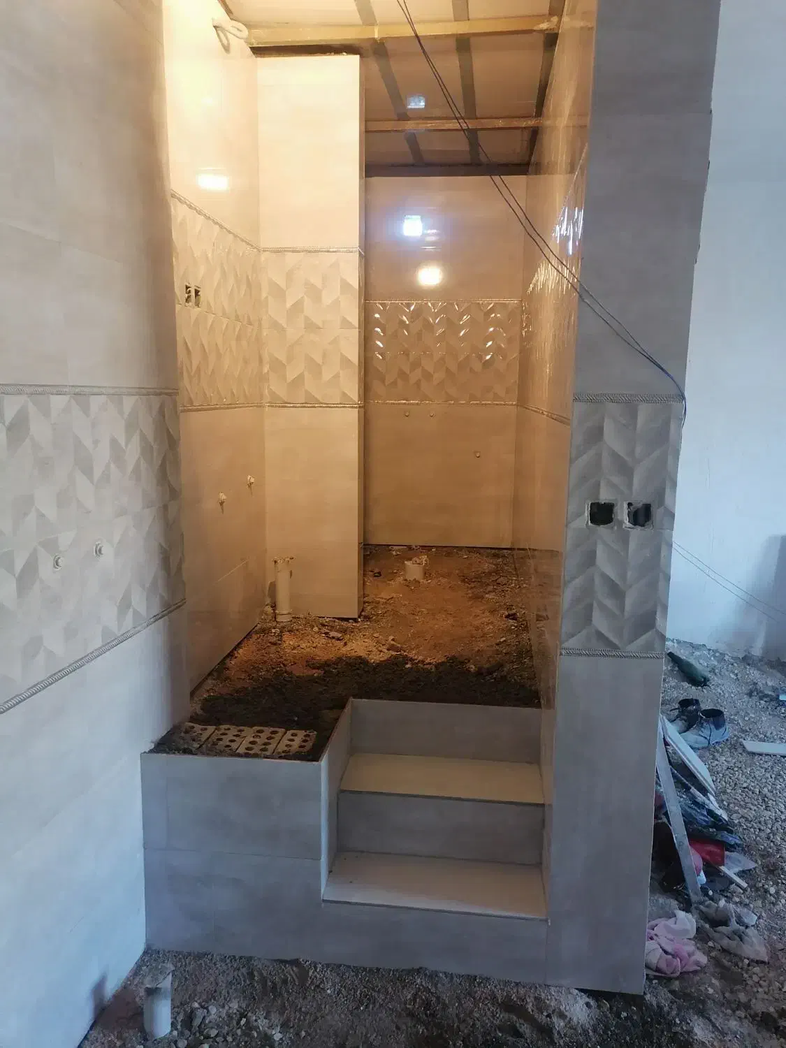 استاد کار کاشی سرامیک وسنگ|خدمات پیشه و مهارت|ایذه, |دیوار