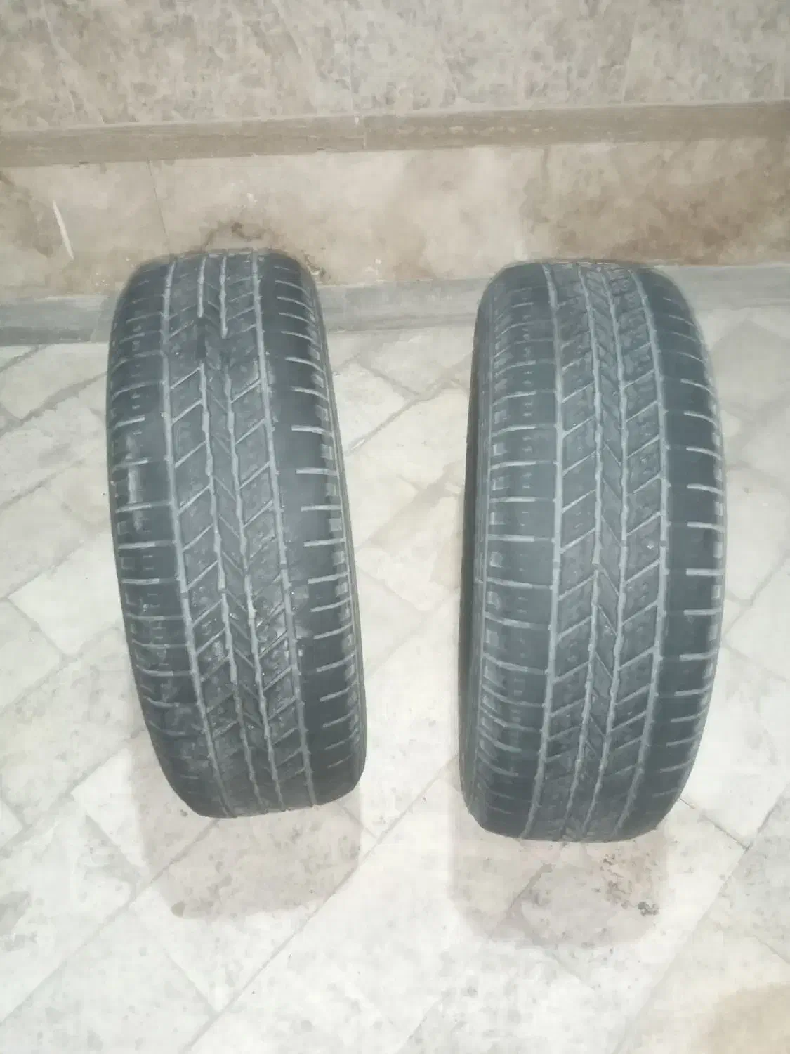 لاستیک خودرو سواری|قطعات یدکی و لوازم جانبی|هشتگرد, فاز ۳ مهستان|دیوار