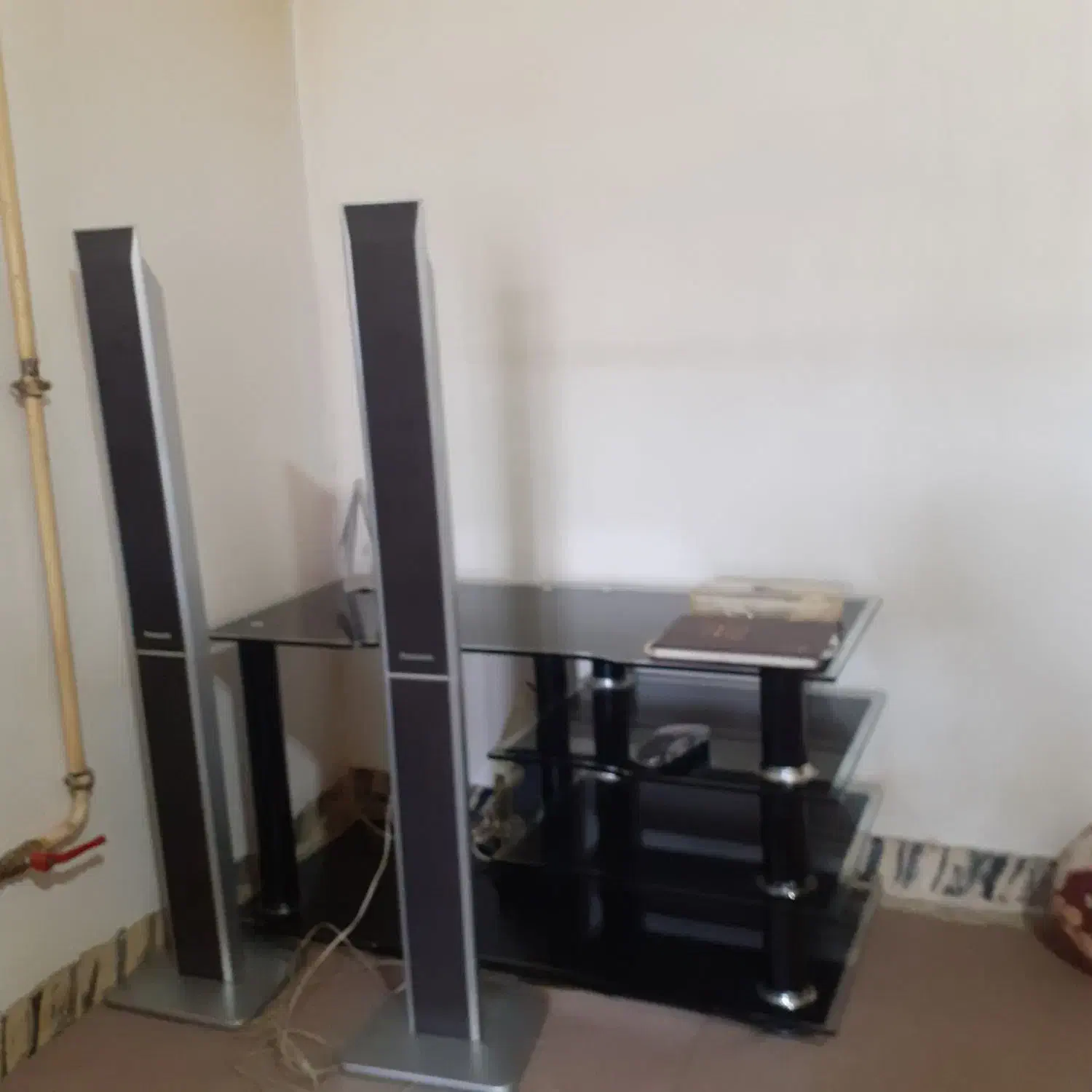 فروش یک جفت باند ایستاده پاناسونیک ۷۰۰ هزار|صوتی و تصویری|هشتگرد, شهرک راه آهن|دیوار