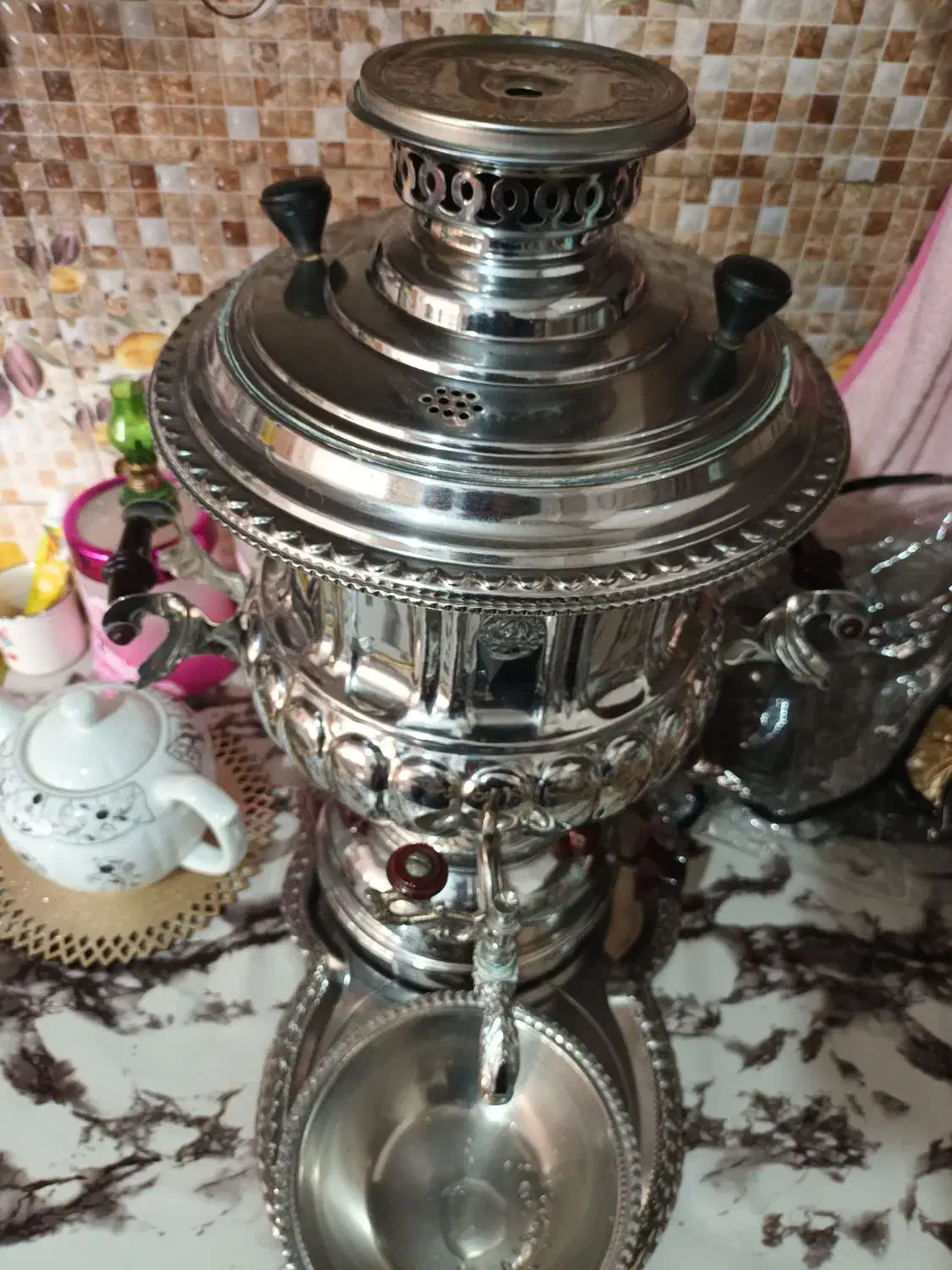 سماورگازی ۸لیتری تمیز|سماور، چای‌ساز، قهوه‌ساز|بروجرد, |دیوار