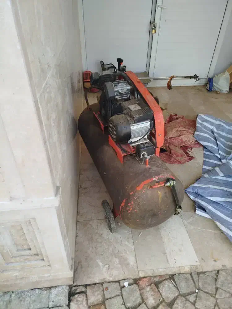 کمپرسور ۲۵۰ لیتری|ماشینآلات صنعتی|بندر انزلی, بشمن|دیوار