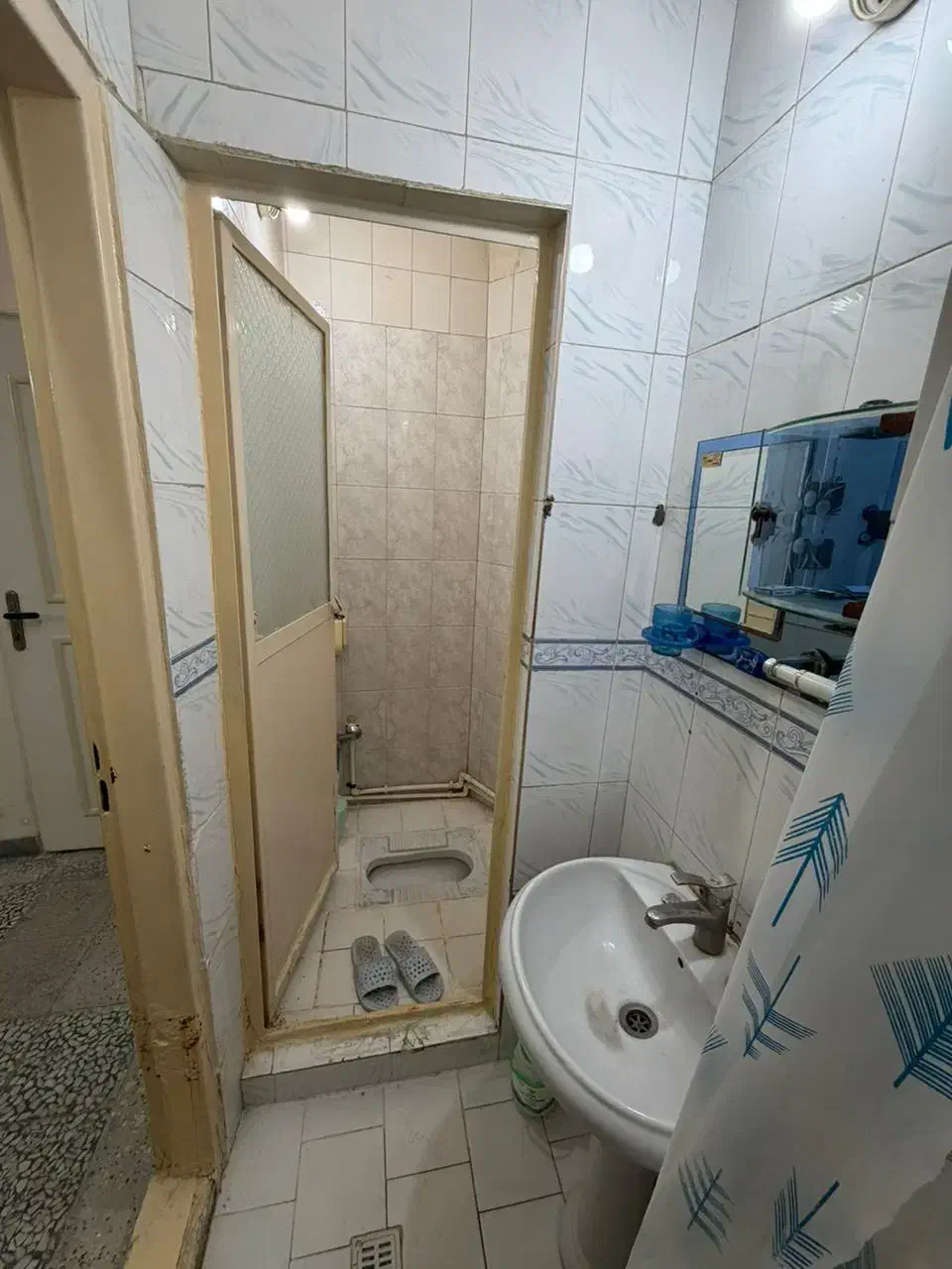 تک واحدی حیاط دار