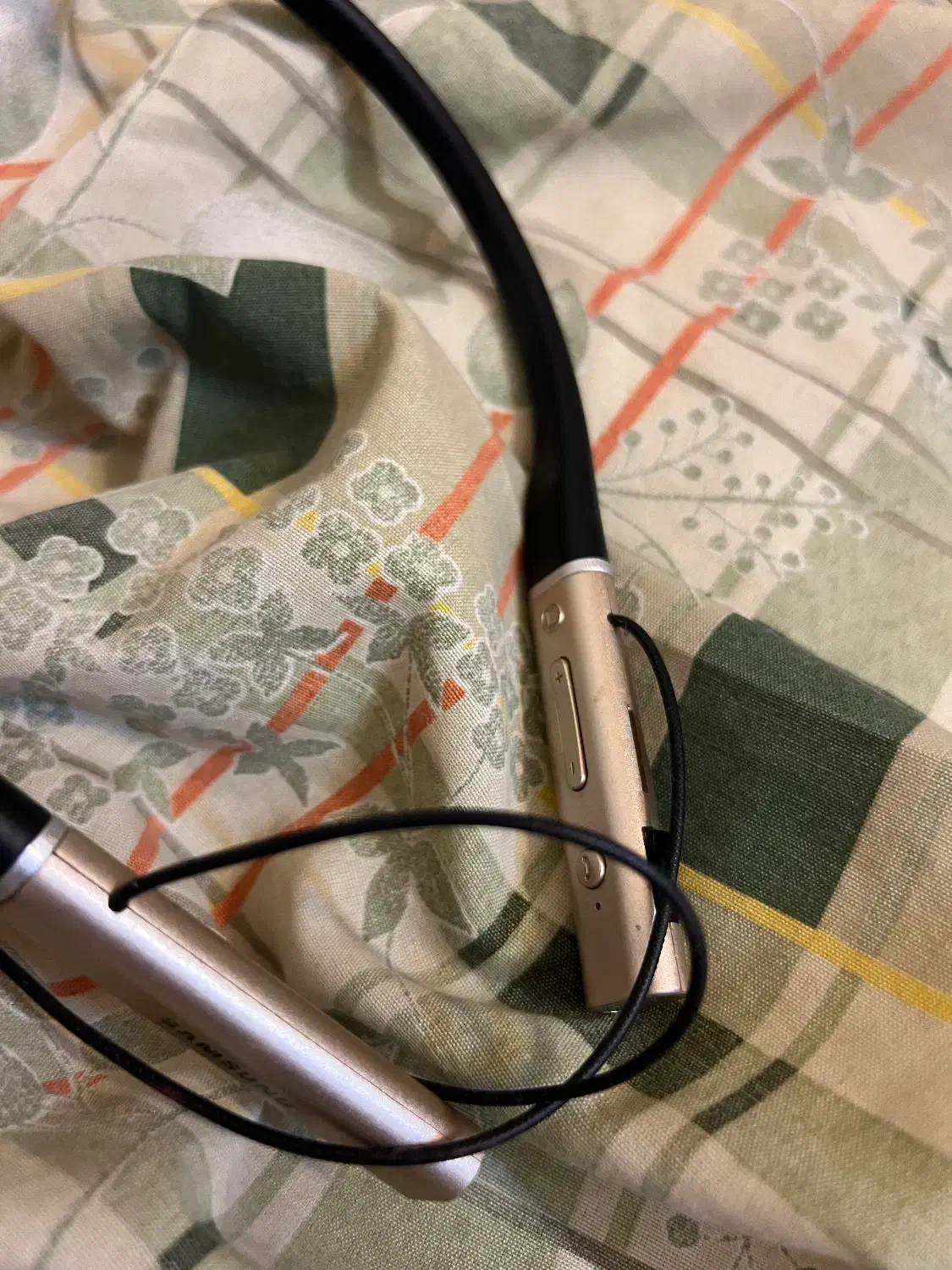 هندزفری بلوتوثی سامسونگ و رم خور باکیفیت|لوازم جانبی موبایل و تبلت|یزد, |دیوار