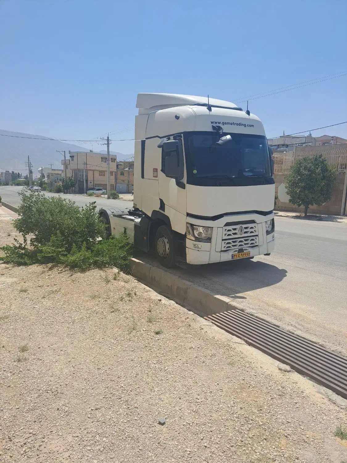 رنو تی520|خودرو سنگین|کازرون, |دیوار