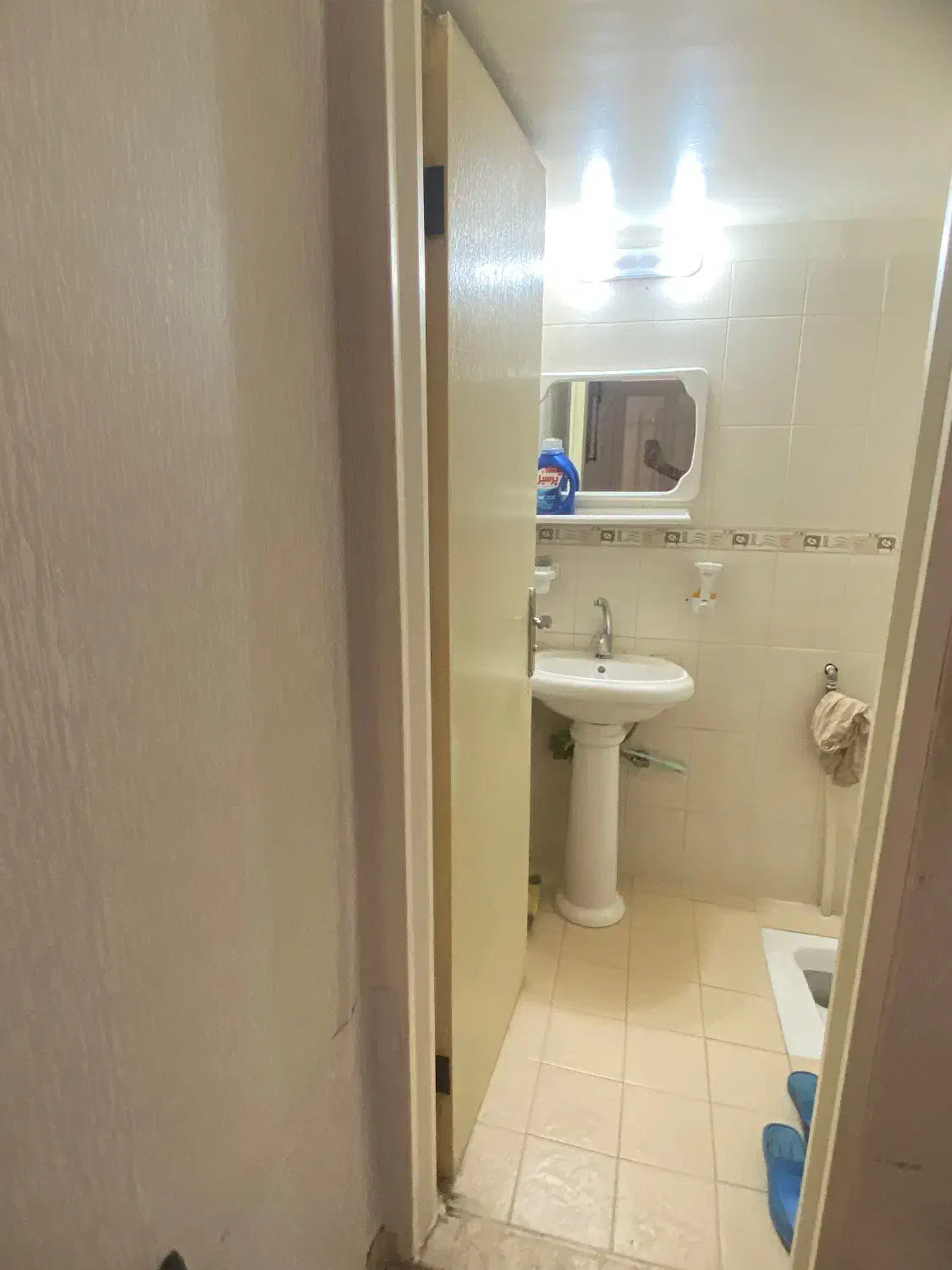 سوییت ۳۵ متری فلت طبقه همکف (مترو قدوسی )|فروش آپارتمان|تهران, حشمتیه|دیوار