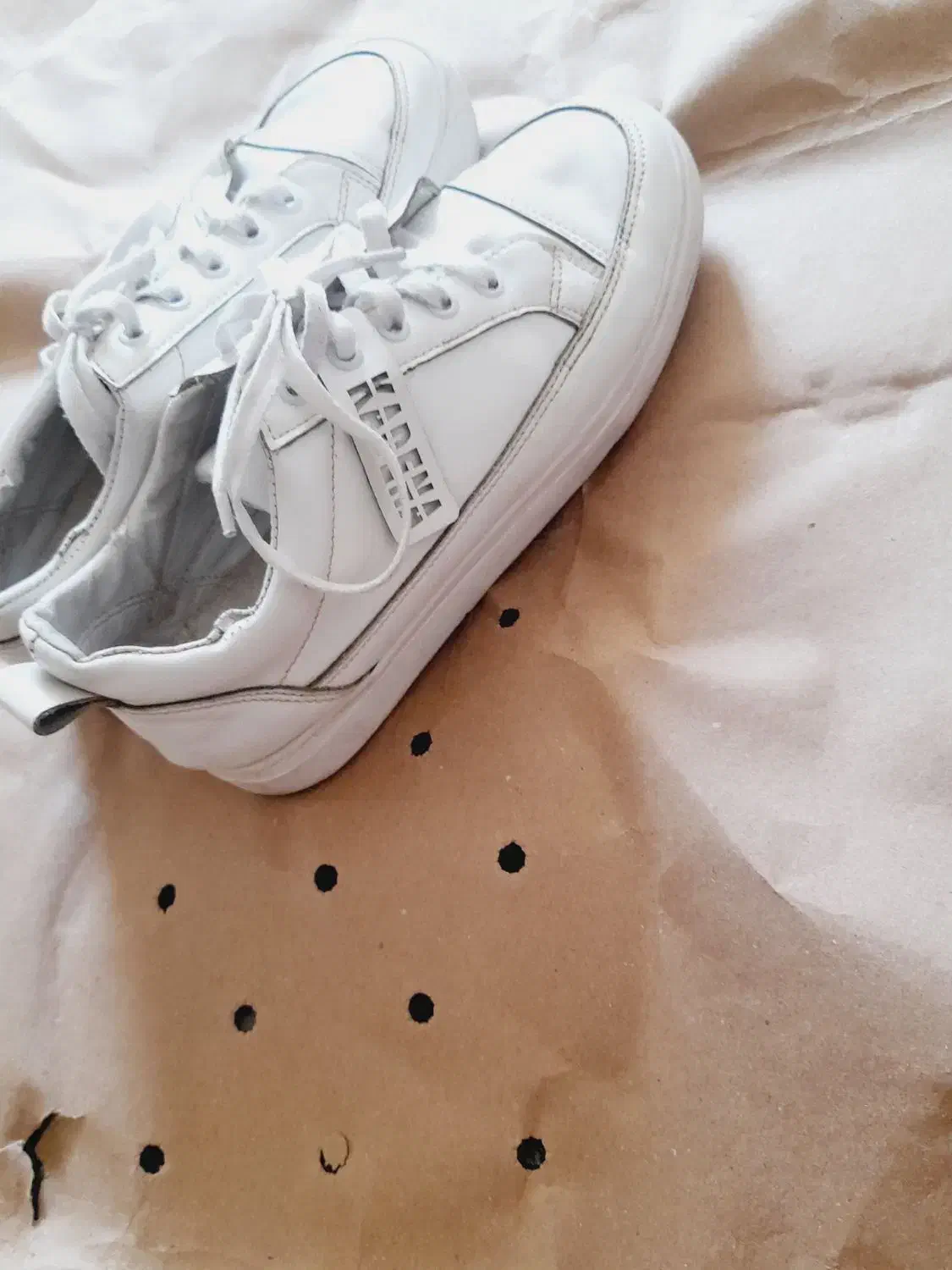 کفش|کیف، کفش، کمربند|کرج, کمال‌شهر|دیوار