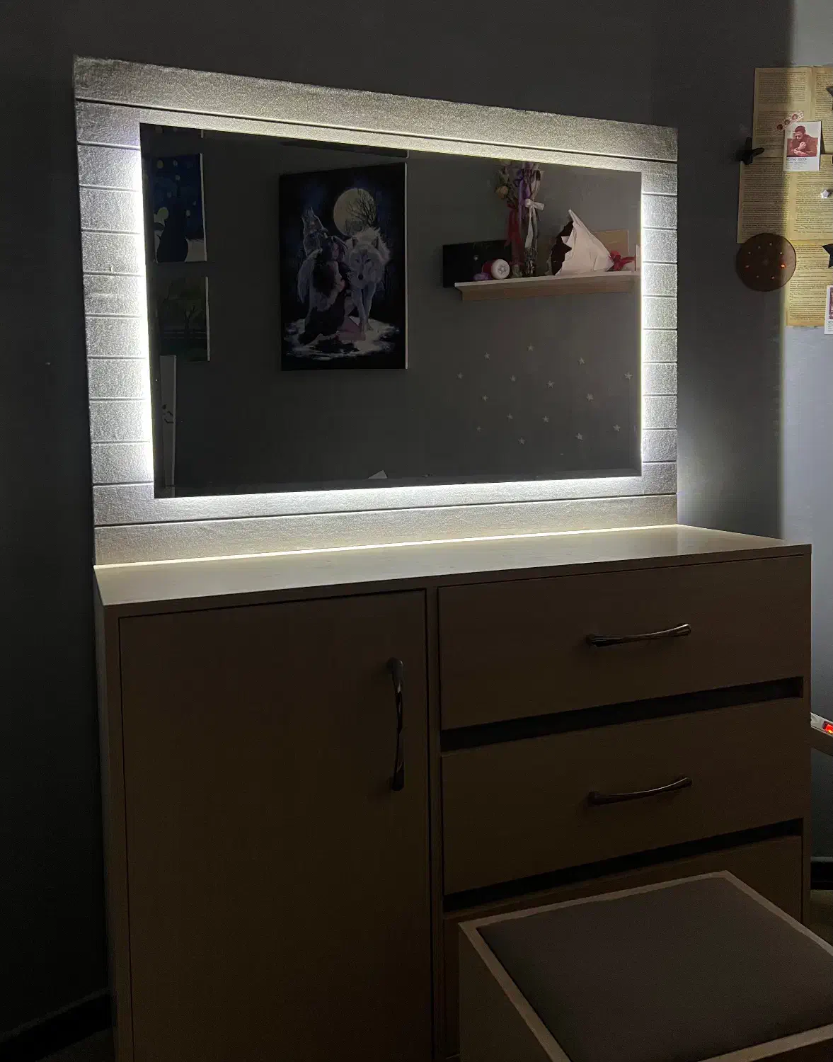 میز آرایش چراغ‌دار|آینه|مشکین‌دشت, |دیوار