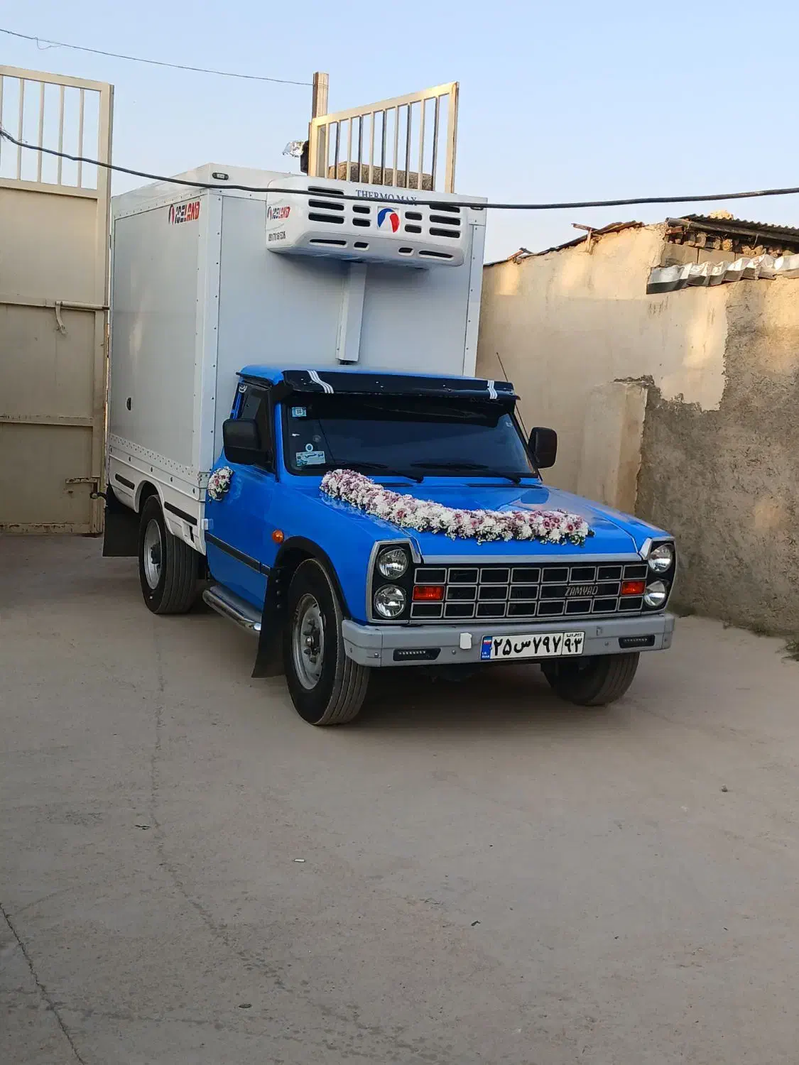 نیسان یخچال دار زیر صفری|خودرو سواری و وانت|شیراز, شهرک دارایی|دیوار