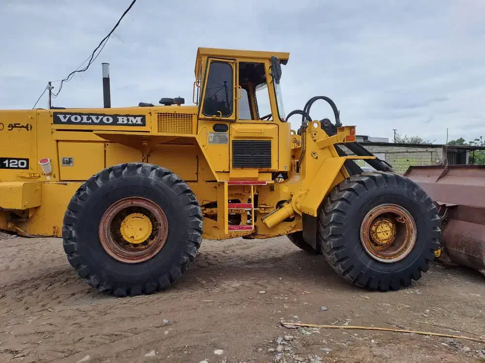 لودر ولوو L120 نمایشگاه غیوری|خودرو سنگین|تهران, آجودانیه|دیوار