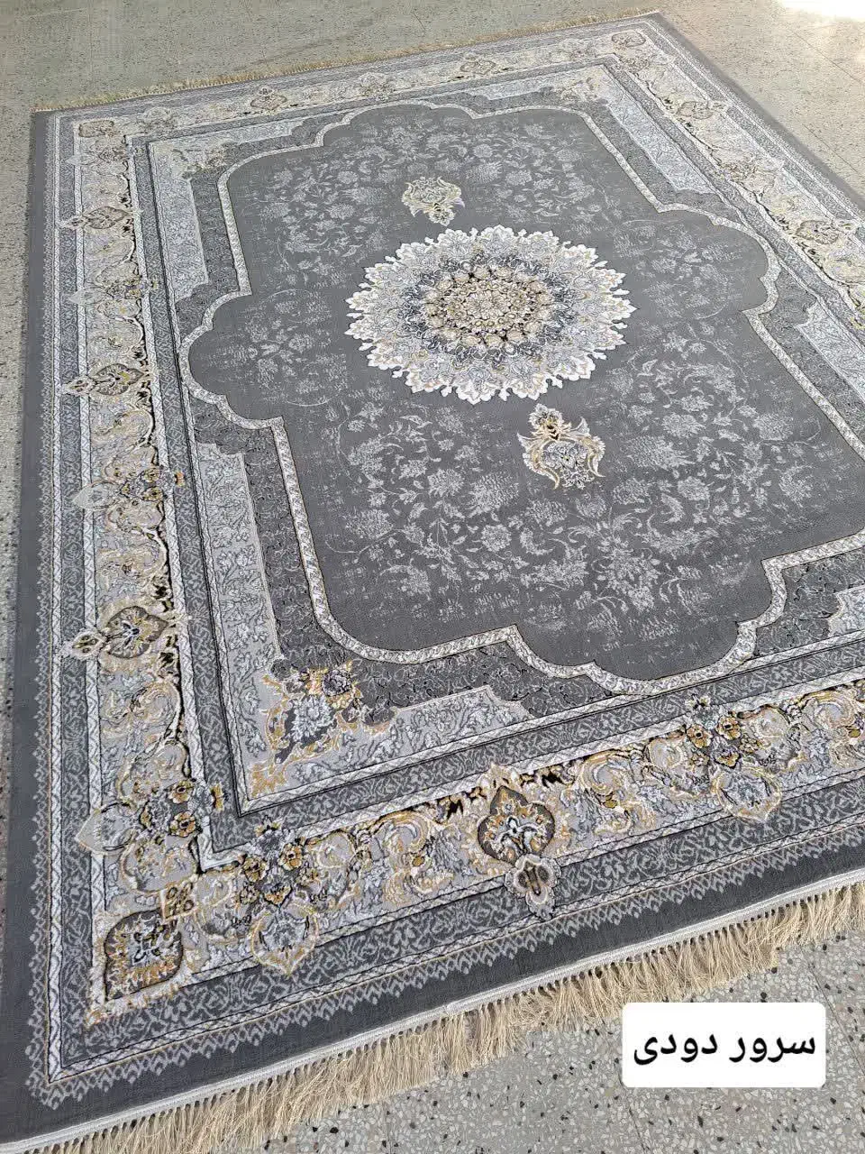 +فرش طرح ساحل نقره.   +*|فرش|ورامین, ورامین|دیوار