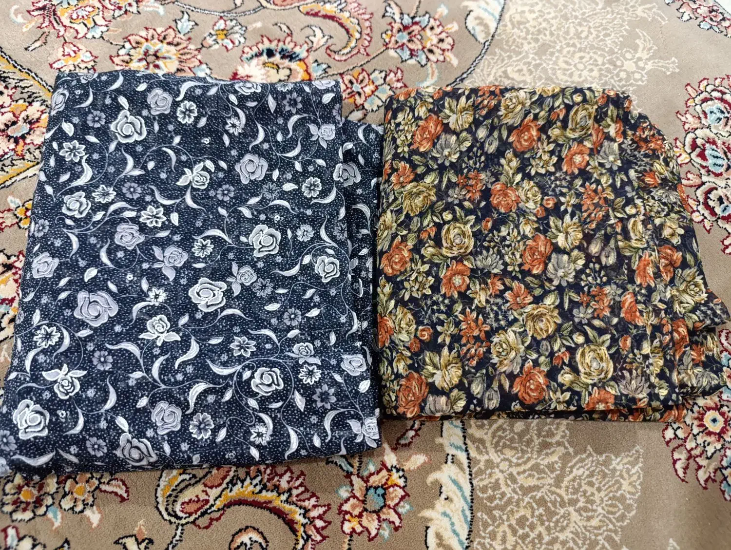 چادر مجلسی|لباس|نظرآباد, نظرآباد|دیوار