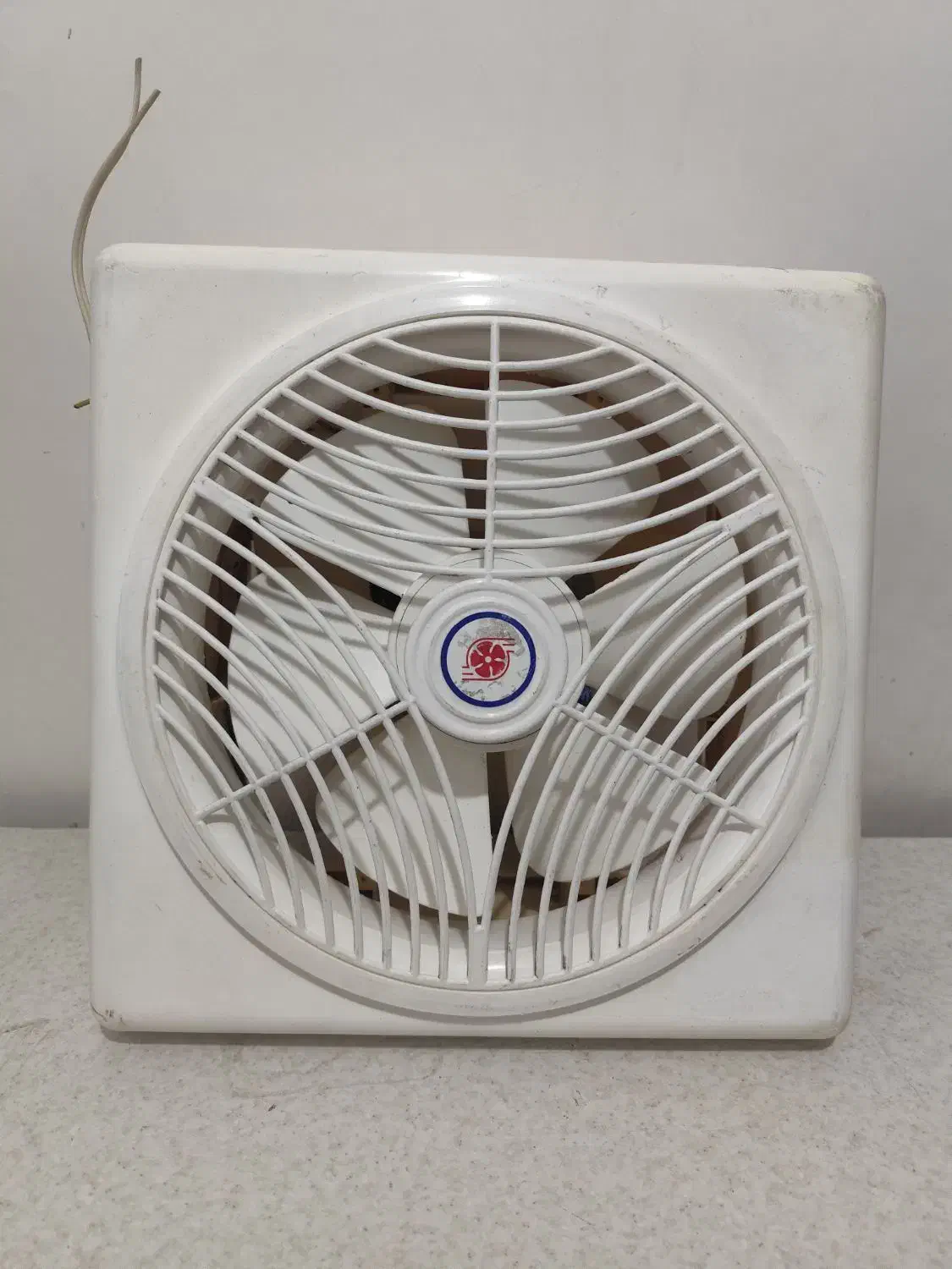 هواکش|پنکه و تصفیهکنندهٔ هوا|نقده, |دیوار