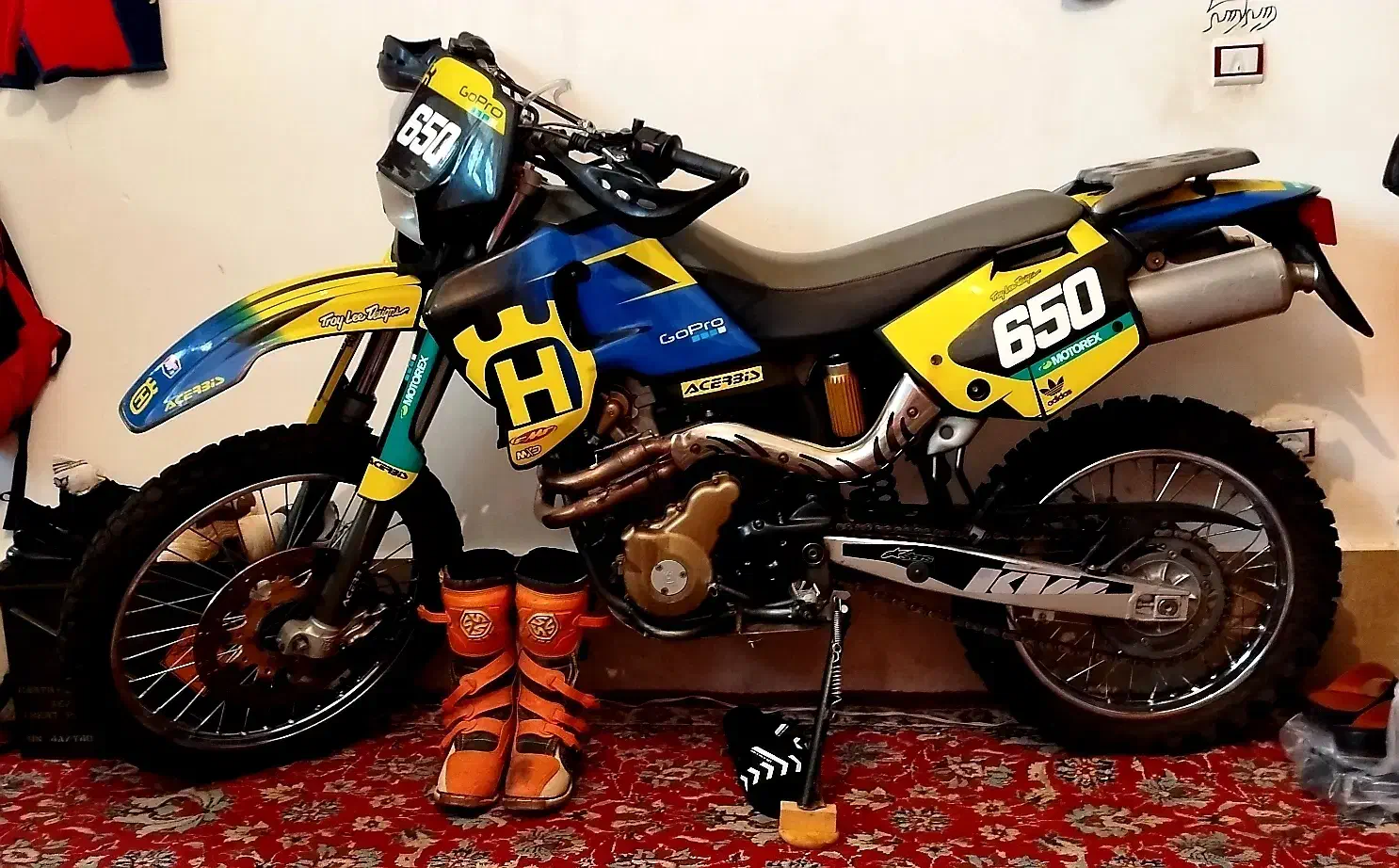 فروش یا معاوضه موتور تریل کراس هاسکوارنا 650cc|موتورسیکلت|شیراز, شهرک گلستان|دیوار