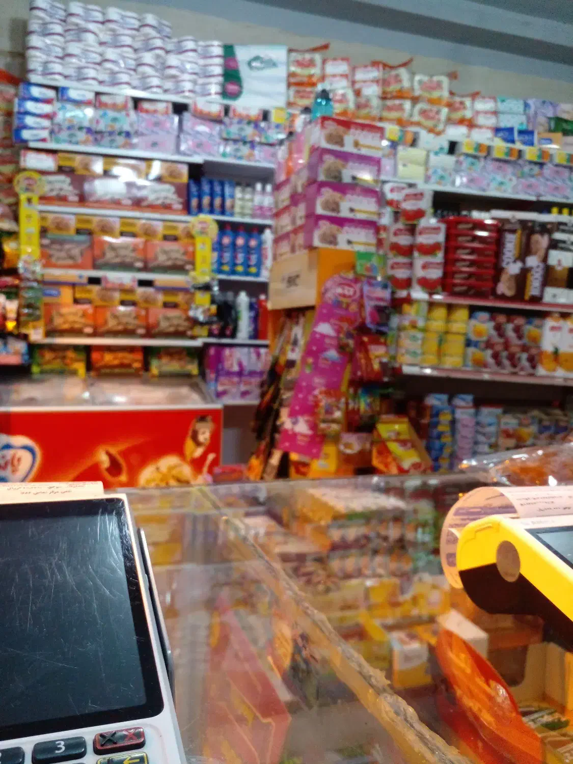 واگذاری سوپر مارکت جای خوب امل خیابان اصلی|فروشگاه و مغازه|آمل, |دیوار