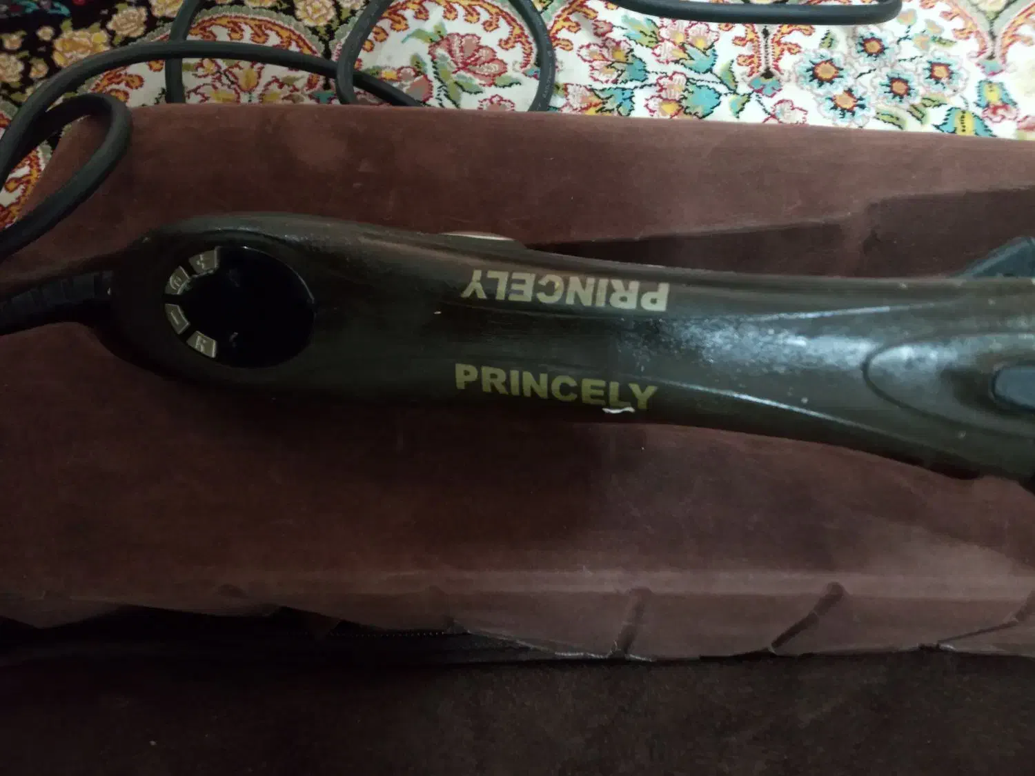 اتومو|آرایشی، بهداشتی، درمانی|تالش, هشتپر|دیوار