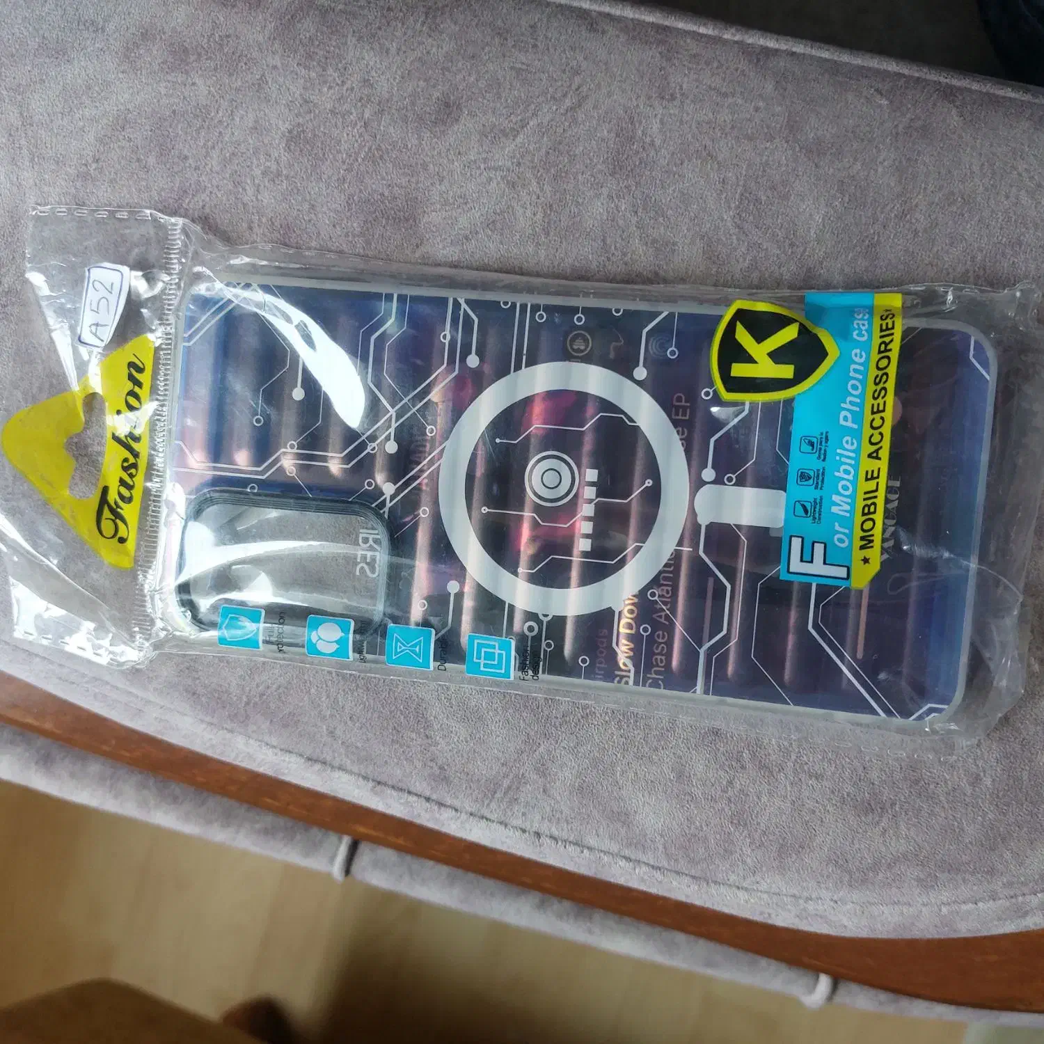 قاب موبایل|لوازم جانبی موبایل و تبلت|پرند, فاز ۵|دیوار