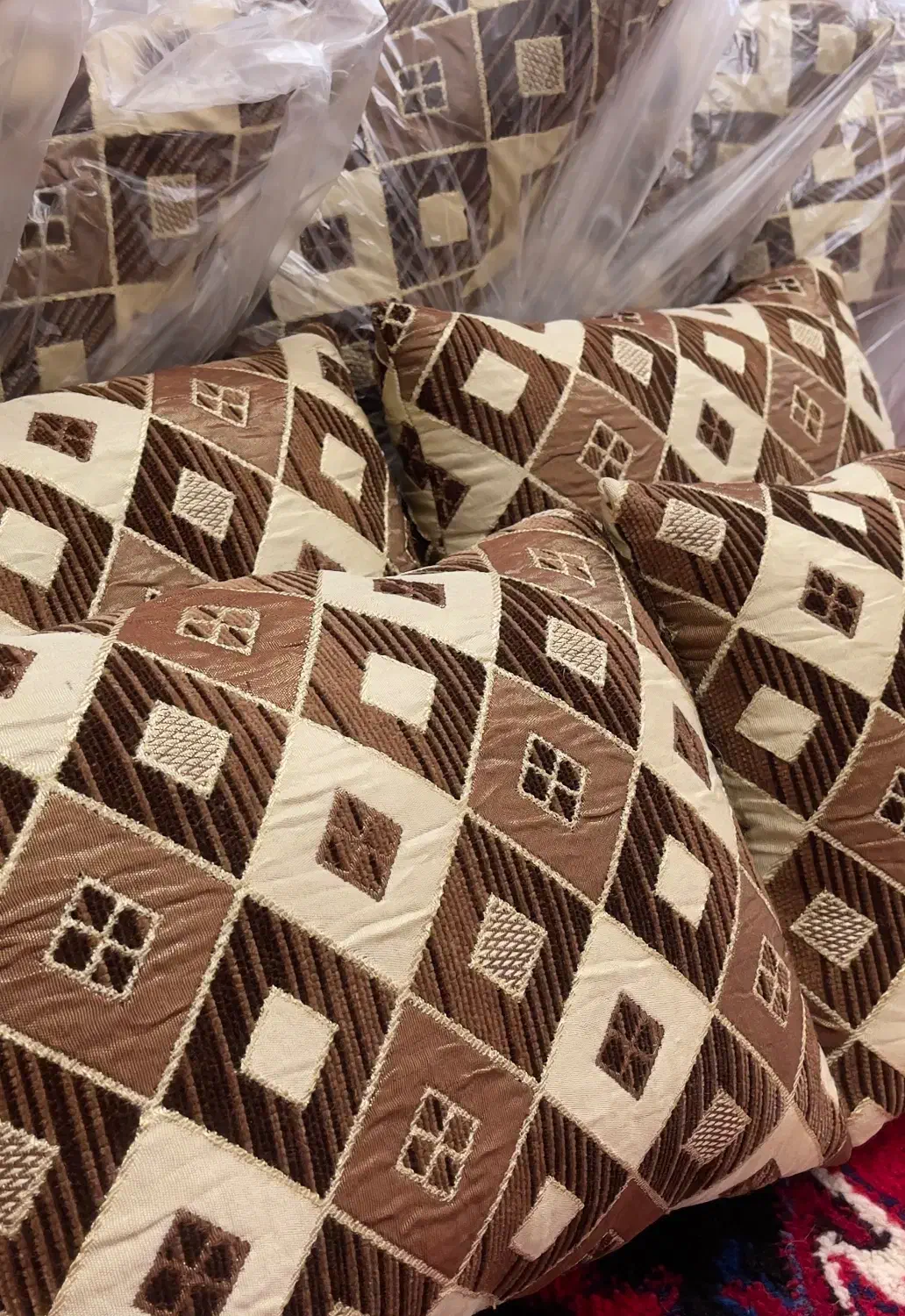 بالش پشتی یا کوسن مبل|رختخواب، بالش، پتو|تبریز, |دیوار