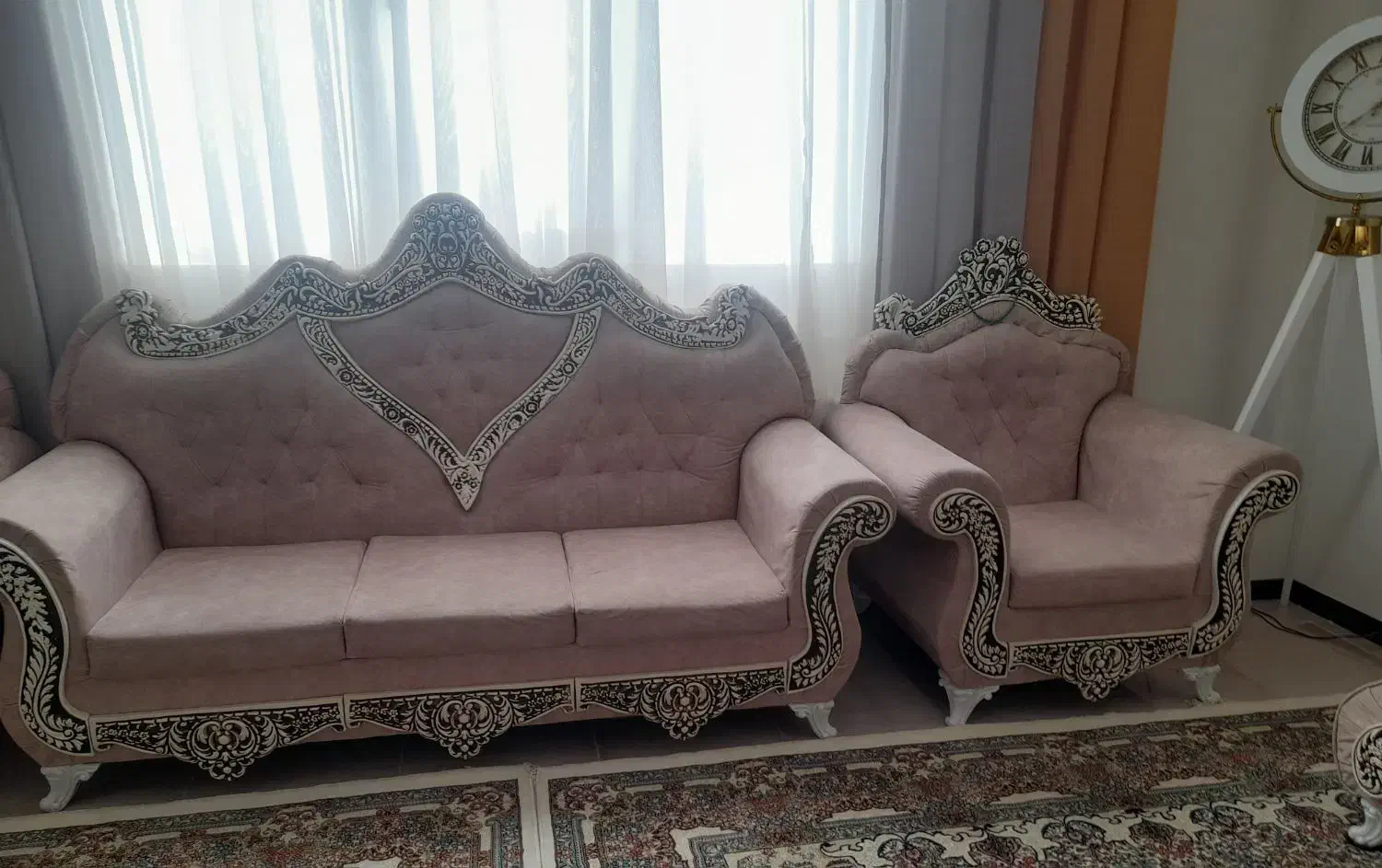 مبل ۸ نفره در حد نو|مبلمان خانگی و میز عسلی|هشتگرد, شهرک آرتیمان|دیوار