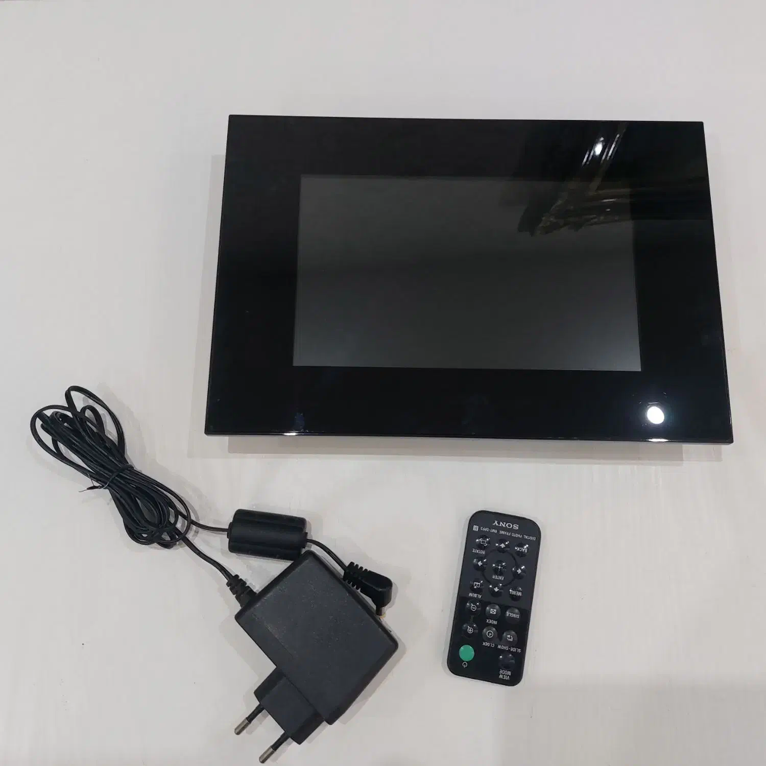 قاب عکس دیجیتال سونی|مودم و تجهیزات شبکه|شهریار, شهرک وائین|دیوار