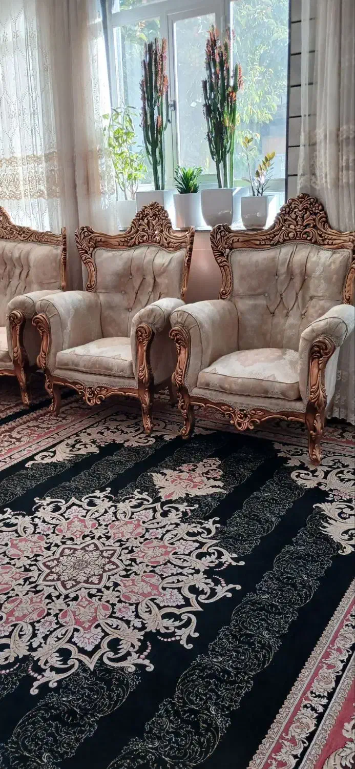 مبلمان سلطنتی ۹نفره|مبلمان خانگی و میز عسلی|شهرکرد, |دیوار