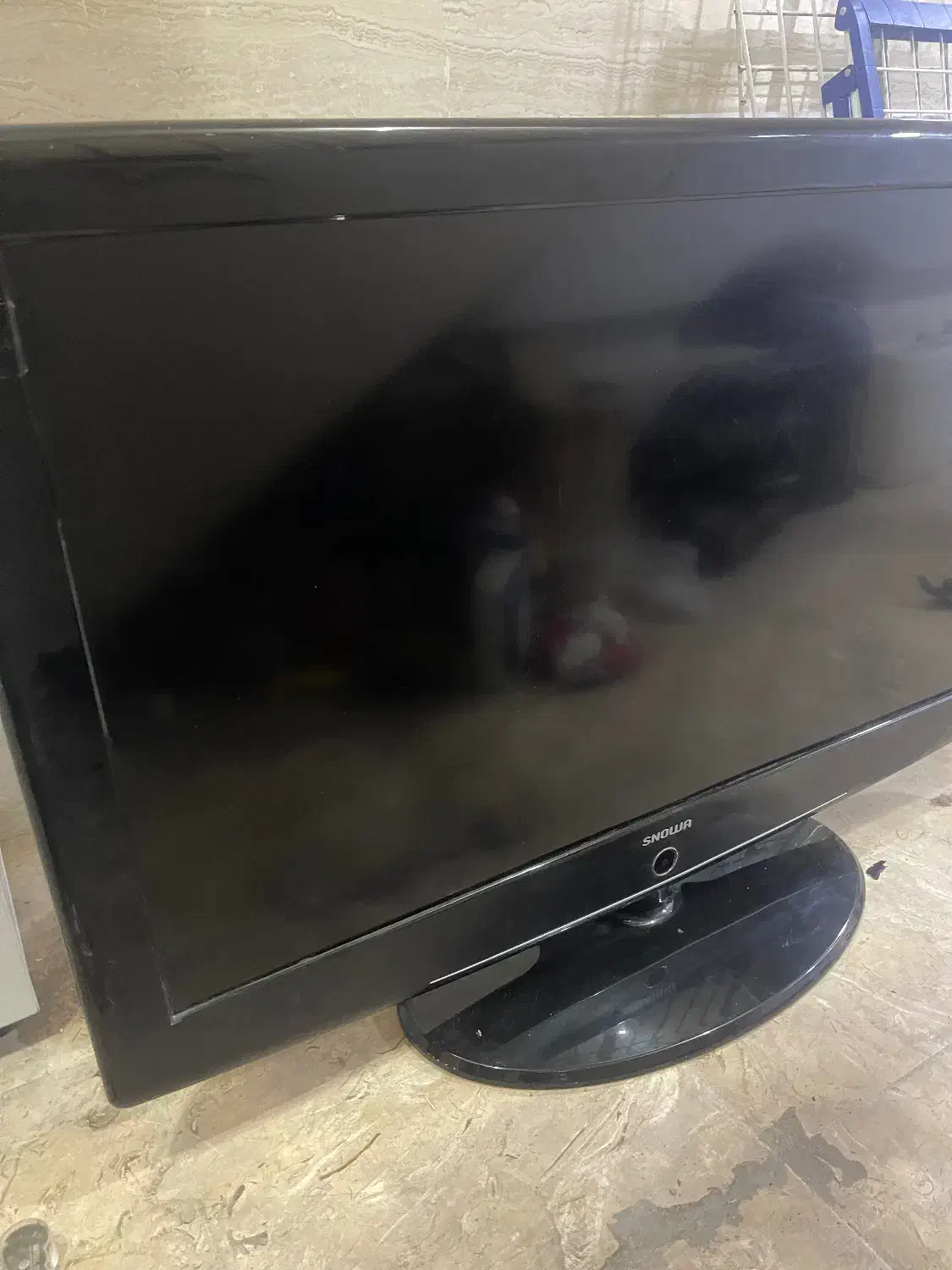 ال سی دی ۴۲|تلویزیون و پروژکتور|شاهین‌شهر, حافظ جنوبی|دیوار