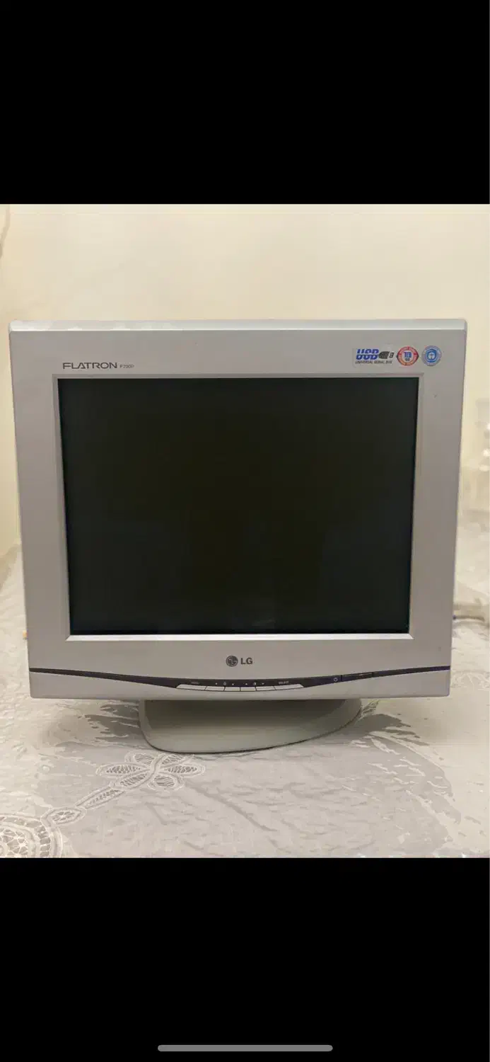 مانیتور ۱۷اینچ LG|قطعات و لوازم جانبی رایانه|تبریز, |دیوار