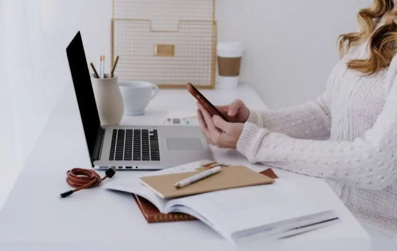 کار در منزل با حقوق ثابت و پورسانت|استخدام رایانه و فناوری اطلاعات|تهران, صادقیه|دیوار