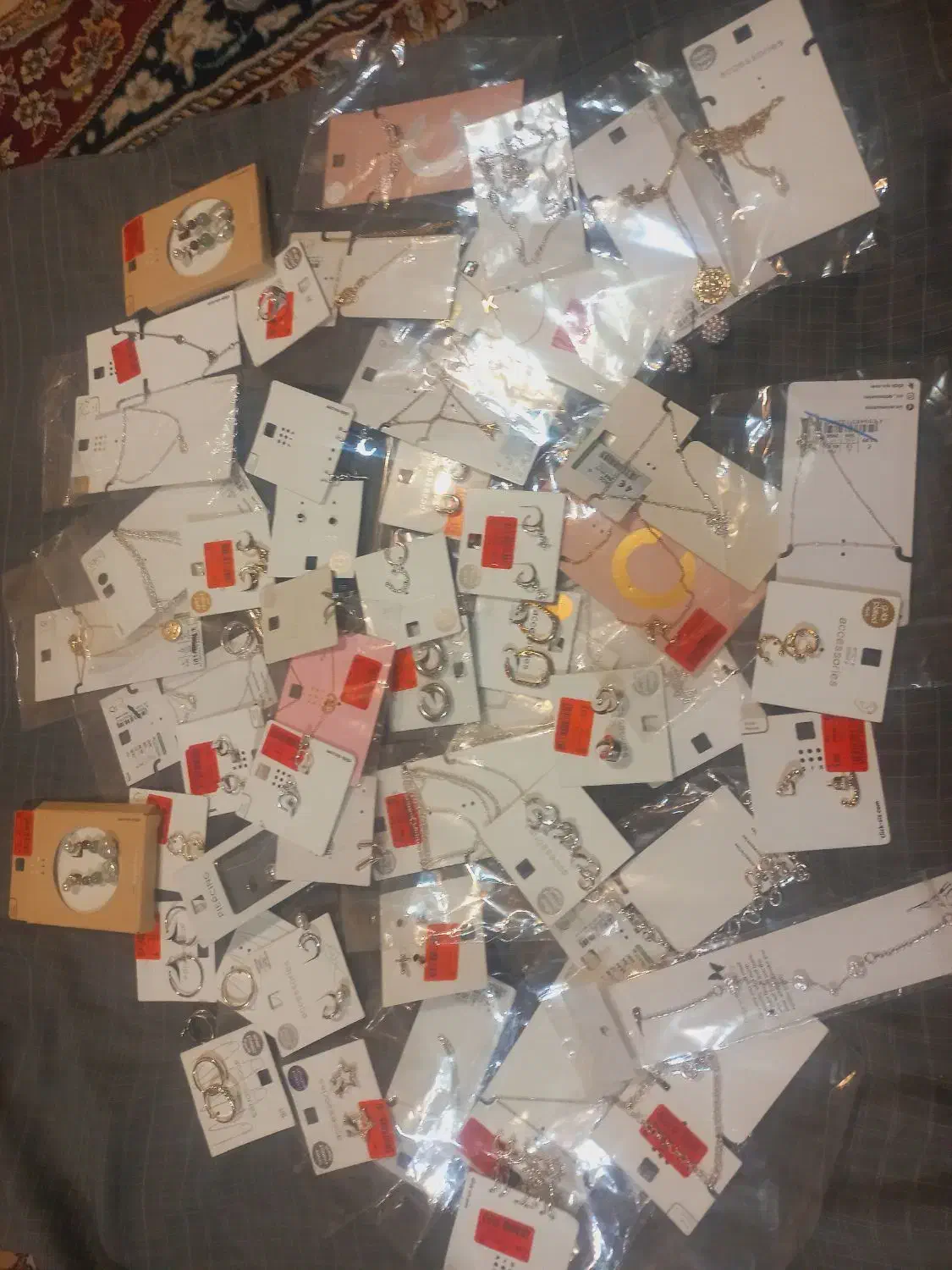 مقداری بدلیجات یکجا به قیمت فاکتور|بدلیجات|کرج, دولت‌آباد|دیوار