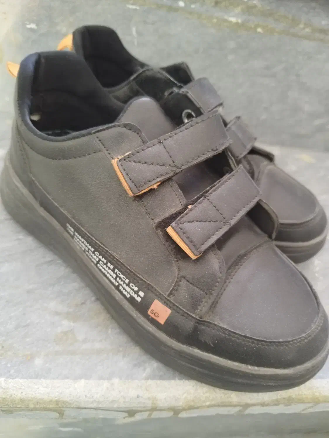 کفش|کیف، کفش، کمربند|چابهار, |دیوار