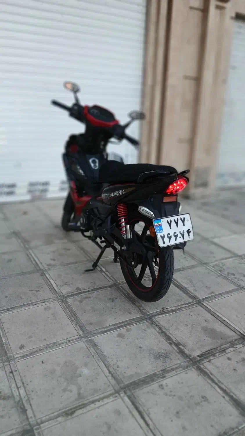 موتور هرم اسپید مدل 1400 یک سال بیمه|موتورسیکلت|مشهد, ولیعصر (شهرک غرب)|دیوار