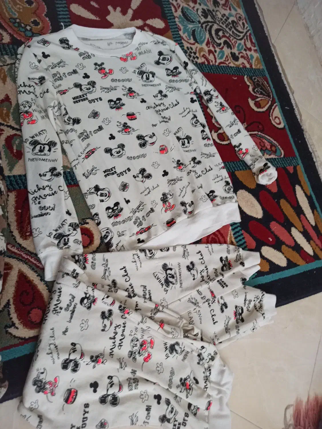 لباس و دامن|لباس|بیرجند, |دیوار