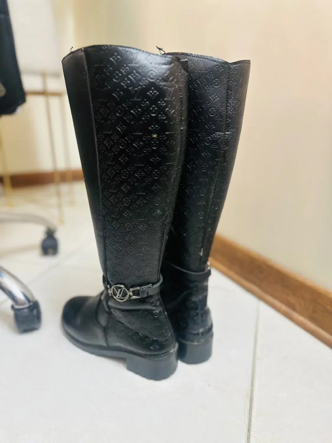 بوت بلند LV|کیف، کفش، کمربند|تهران, شهرک امام خمینی|دیوار