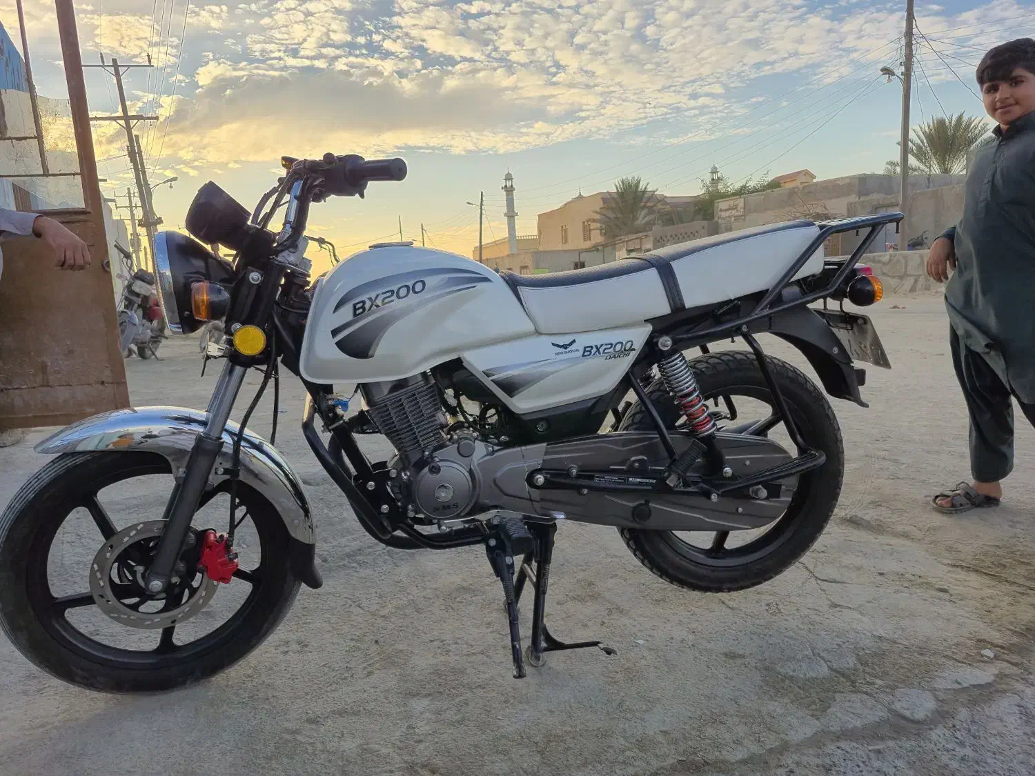 موتورBX200|موتورسیکلت|کنارک, |دیوار