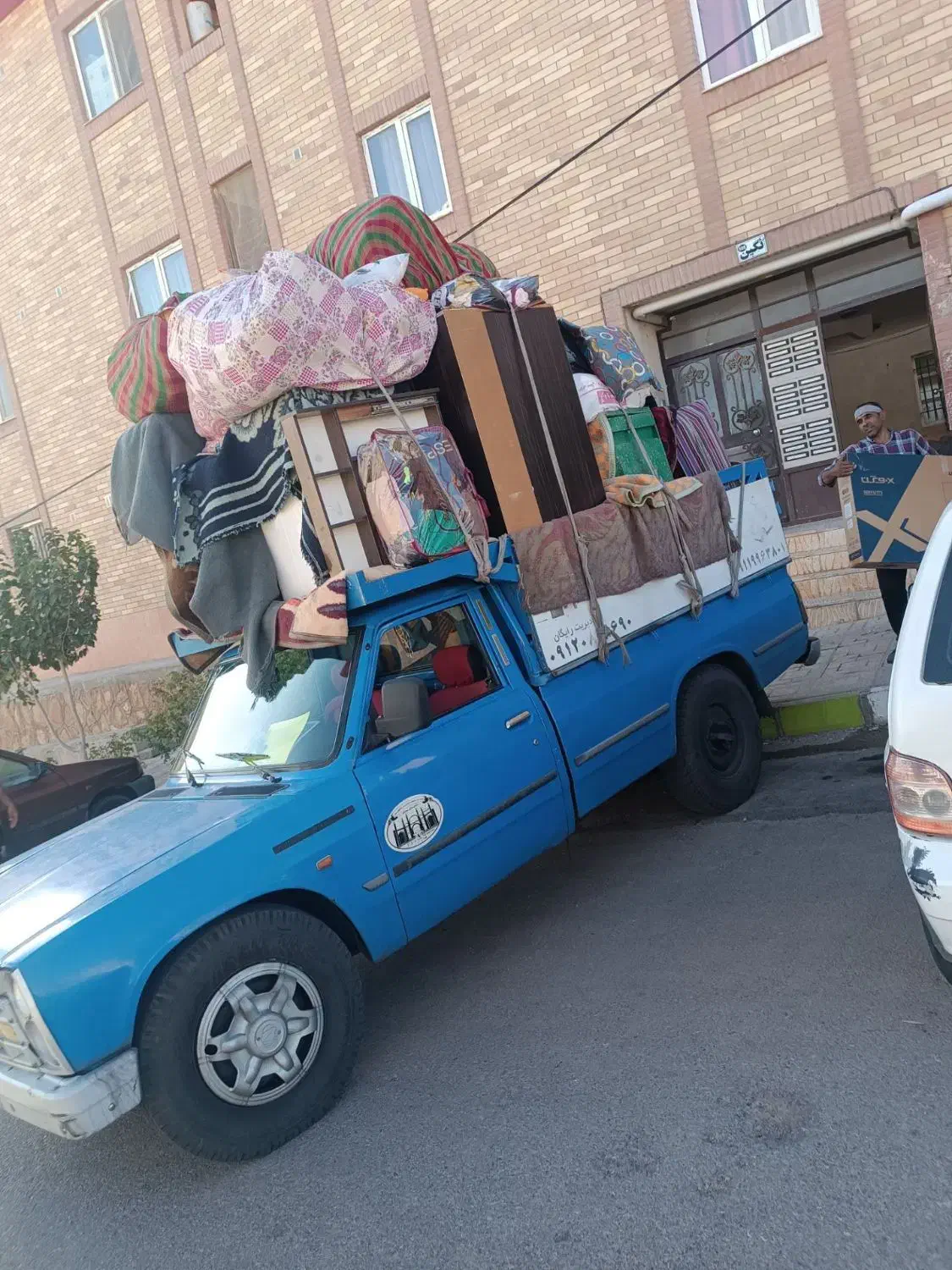 خدمات جابجایی و بارگیری اسباب کشی اطمینان|خدمات حمل و نقل|سمنان, |دیوار