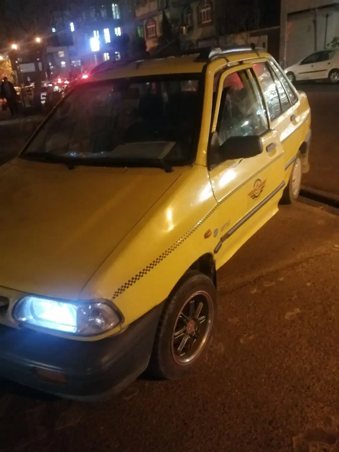 تاکسی زرد فروشی|خودرو سواری و وانت|اندیشه, اندیشه فاز ۱|دیوار