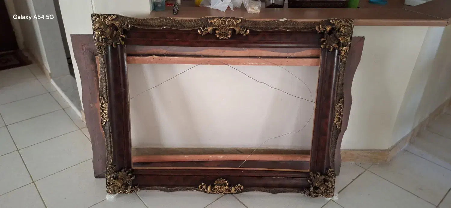 قاب یا فرم و دور فرش دیواری و نقاشی|صنایع دستی و سایر لوازم تزئینی|تهران, گلستان (شهرک راه آهن)|دیوار