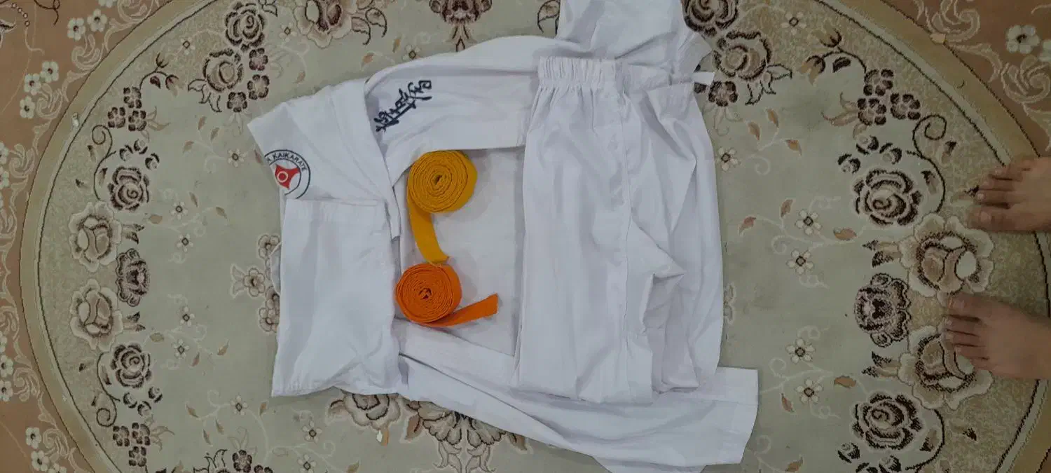 لباس کاراته به همراه کمربند|تجهیزات ورزشی|بندر امام خمینی, |دیوار