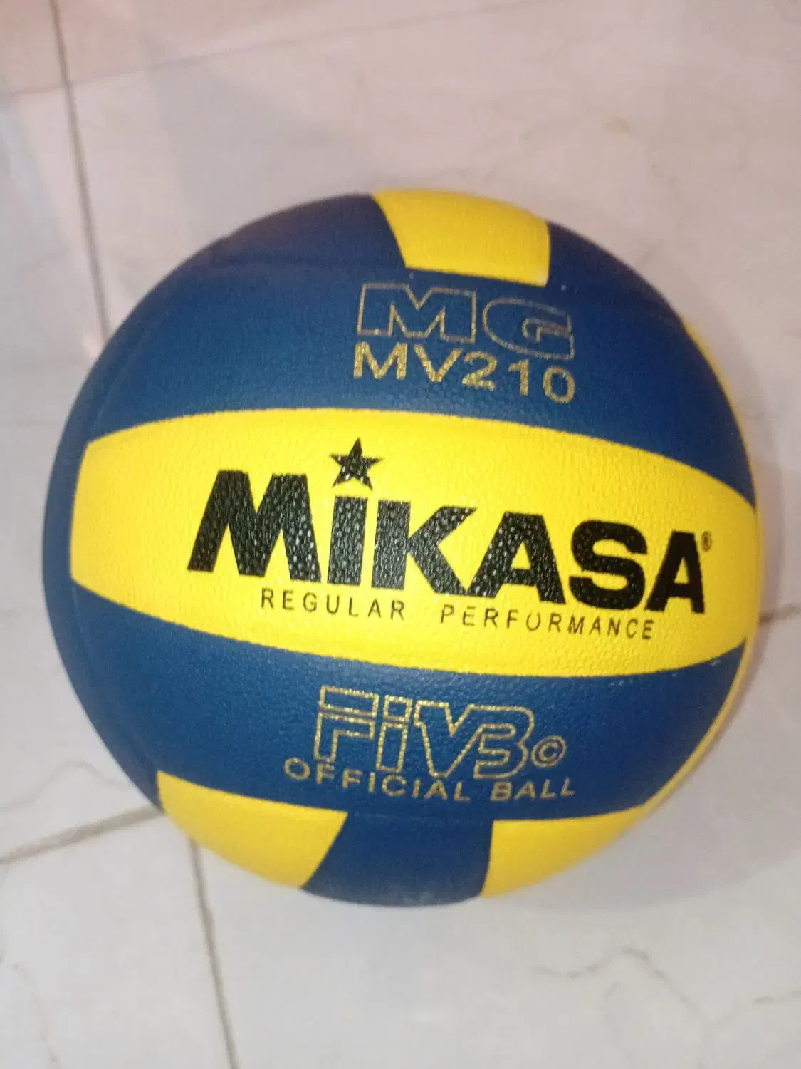 توپه Mikasa برای بازی والیبال|ورزشهای توپی|کلاله, |دیوار