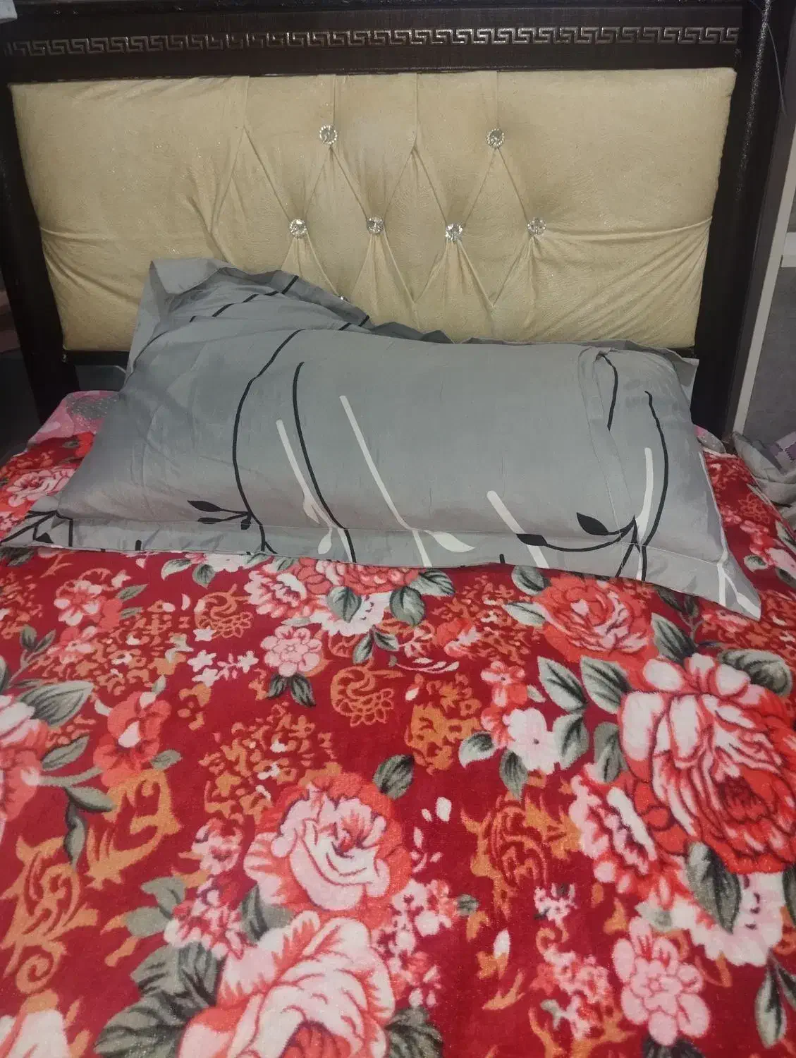 تخت یکنفره|تخت و سرویس خواب|آستانه اشرفیه, |دیوار