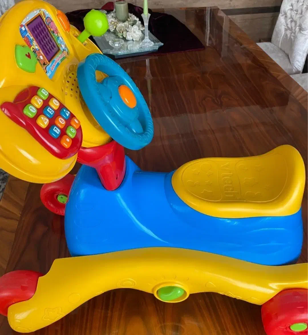 چهارچرخ و راکر کودک برند vtech جالباسی درختی|اسباب‌بازی بچه|تهران, دریاچه شهدای خلیج فارس|دیوار