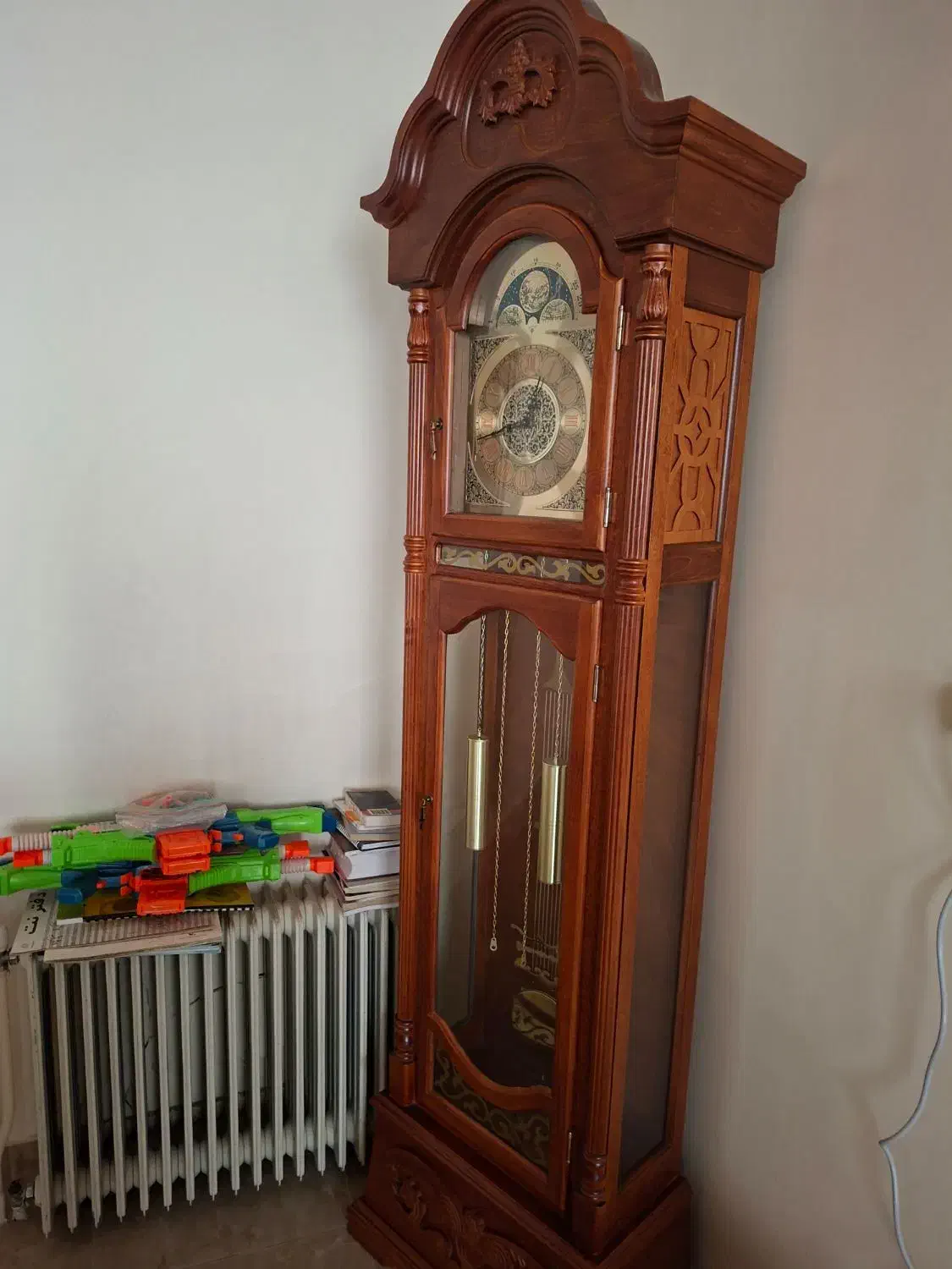 ساعت دکوری سالم در حال کار|ساعت دیواری و تزئینی|تهران, قزل قلعه|دیوار