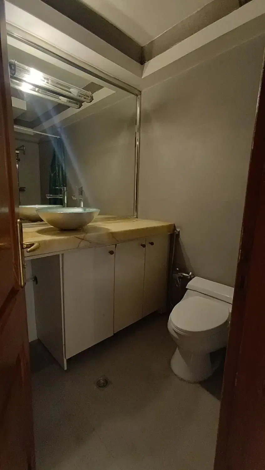 ۹۰ متر آپارتمان/مناسب مجرد و خانواده