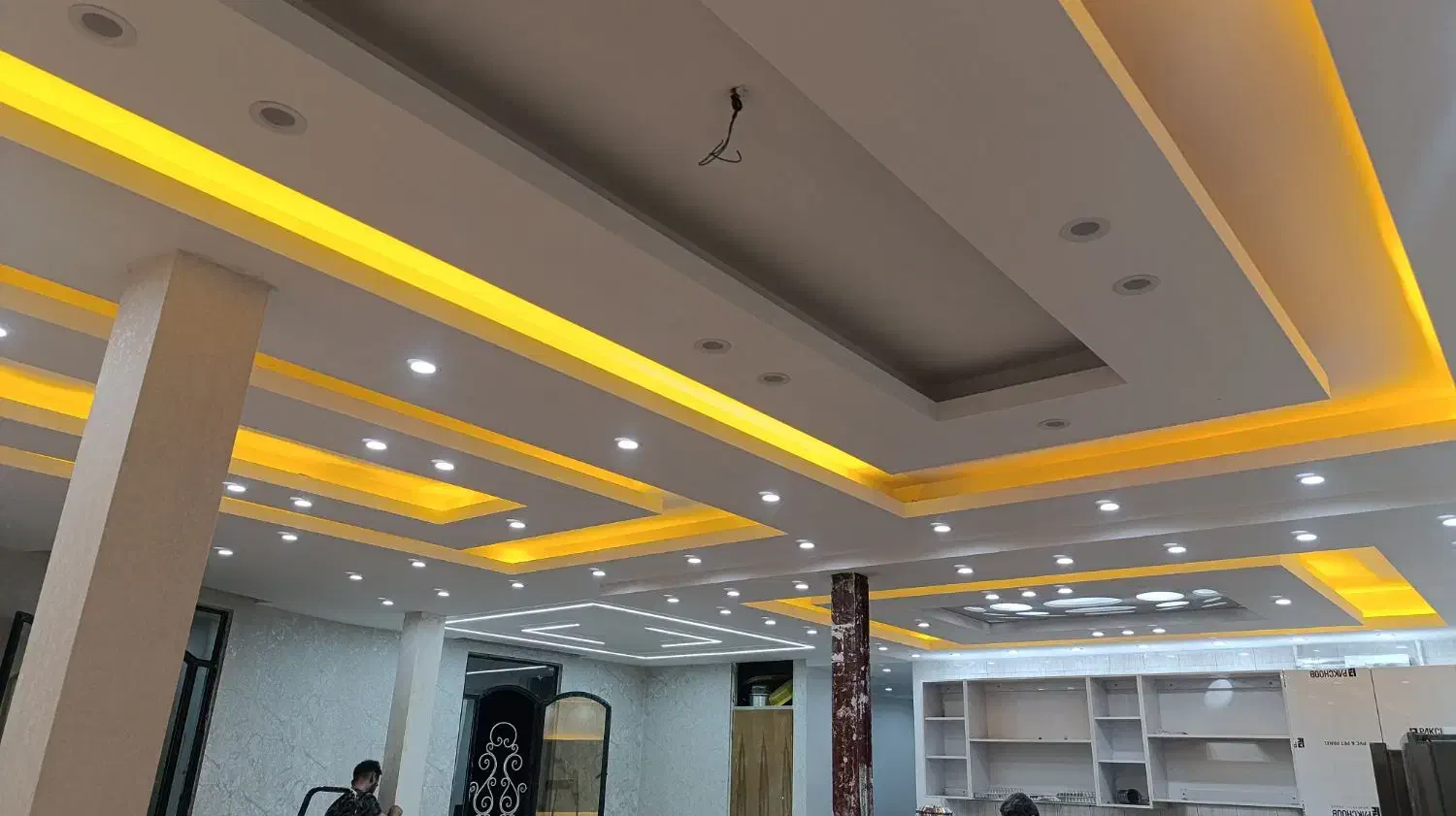 نیاز مند شاگرد برای سقف کاذب وکناف|استخدام معماری، عمران و ساختمانی|خمین, |دیوار