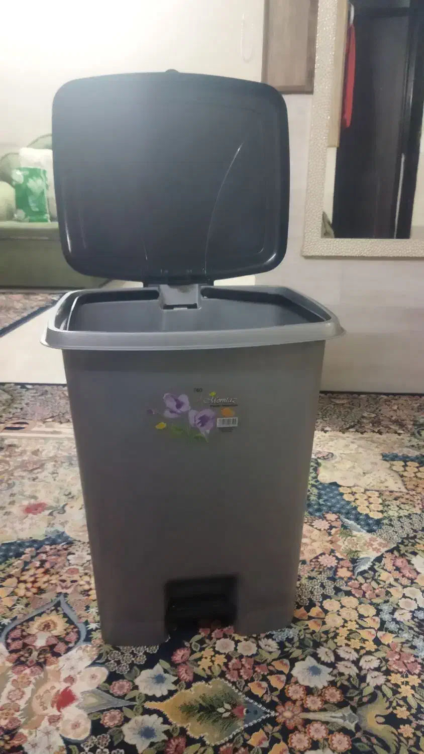 سطل زباله پدال دار|لوازم نظافت|شیراز, لاله|دیوار