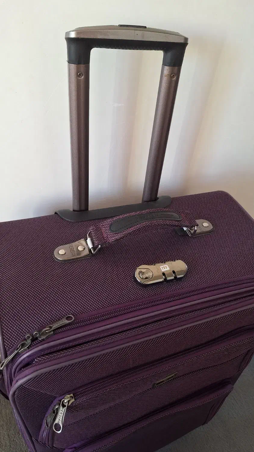 چمدان|کیف، کفش، کمربند|خوی, |دیوار