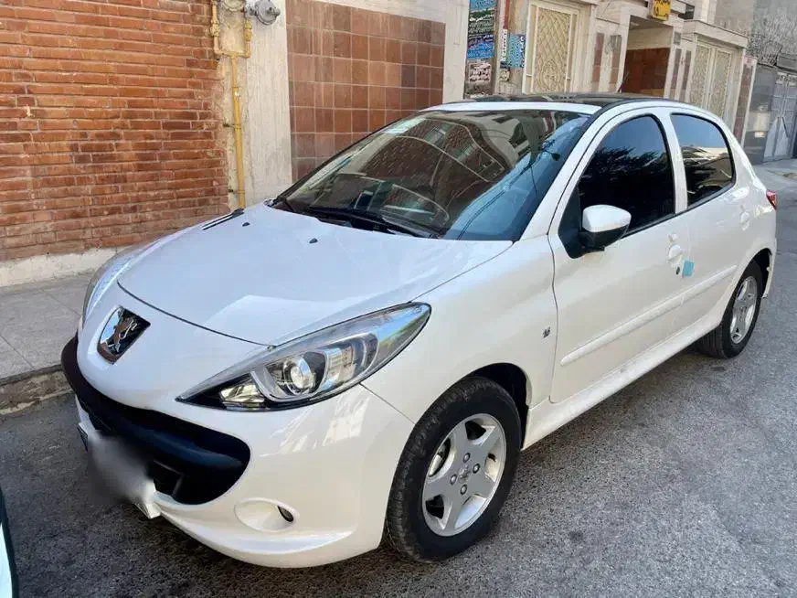 پژو ۲۰۷ مدل ۱۴۰۲ سقف پاناراما|خودرو سواری و وانت|اهواز, زیتون کارمندی|دیوار