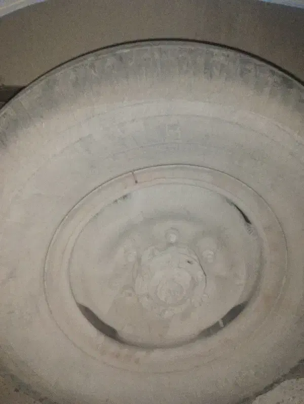 لاستیک عقب نیسان|قطعات یدکی و لوازم جانبی|شهریار, شهرک بهاران (ویره)|دیوار