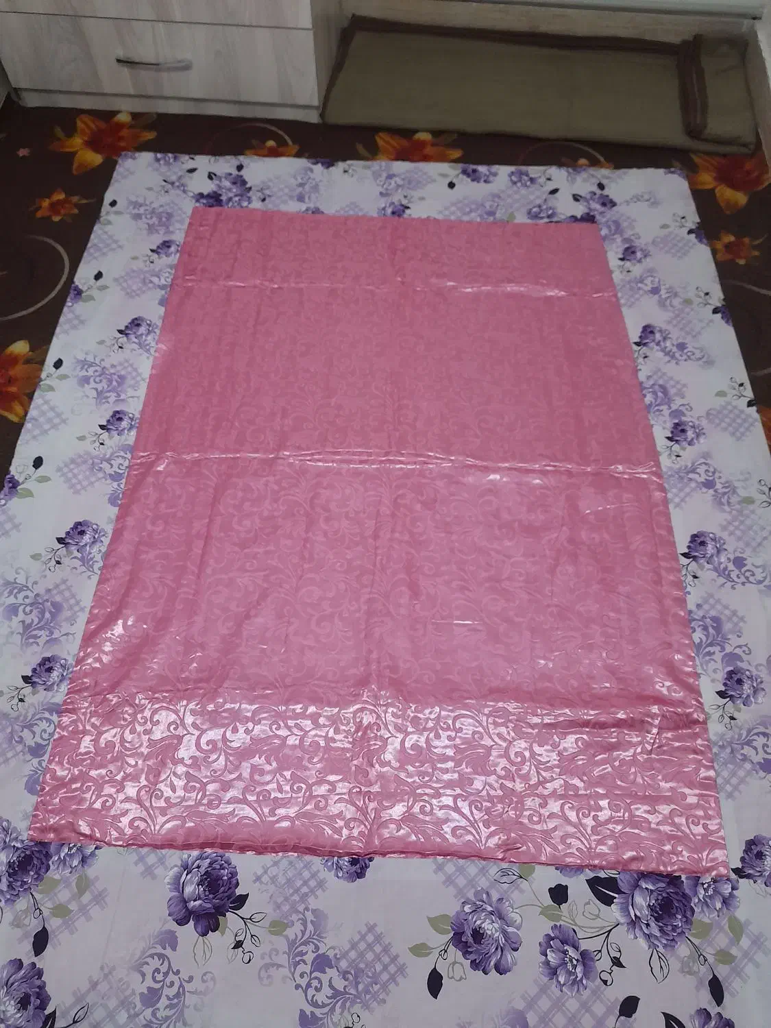 لحاف زیبا کاملا نو وسالم|رختخواب، بالش، پتو|اسلامشهر, شهرک امام حسین (میان آباد)|دیوار