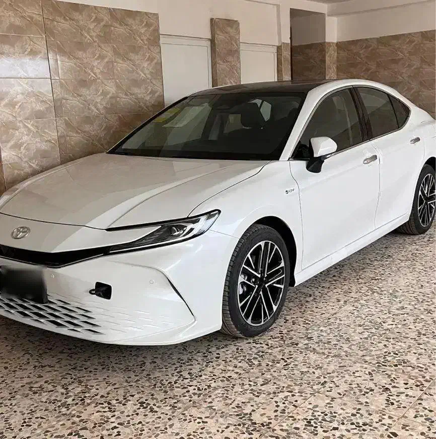 تویوتا کمری هیبرید ۲/۵ لیتری ۲۰۲۵|خودرو سواری و وانت|رودسر, |دیوار